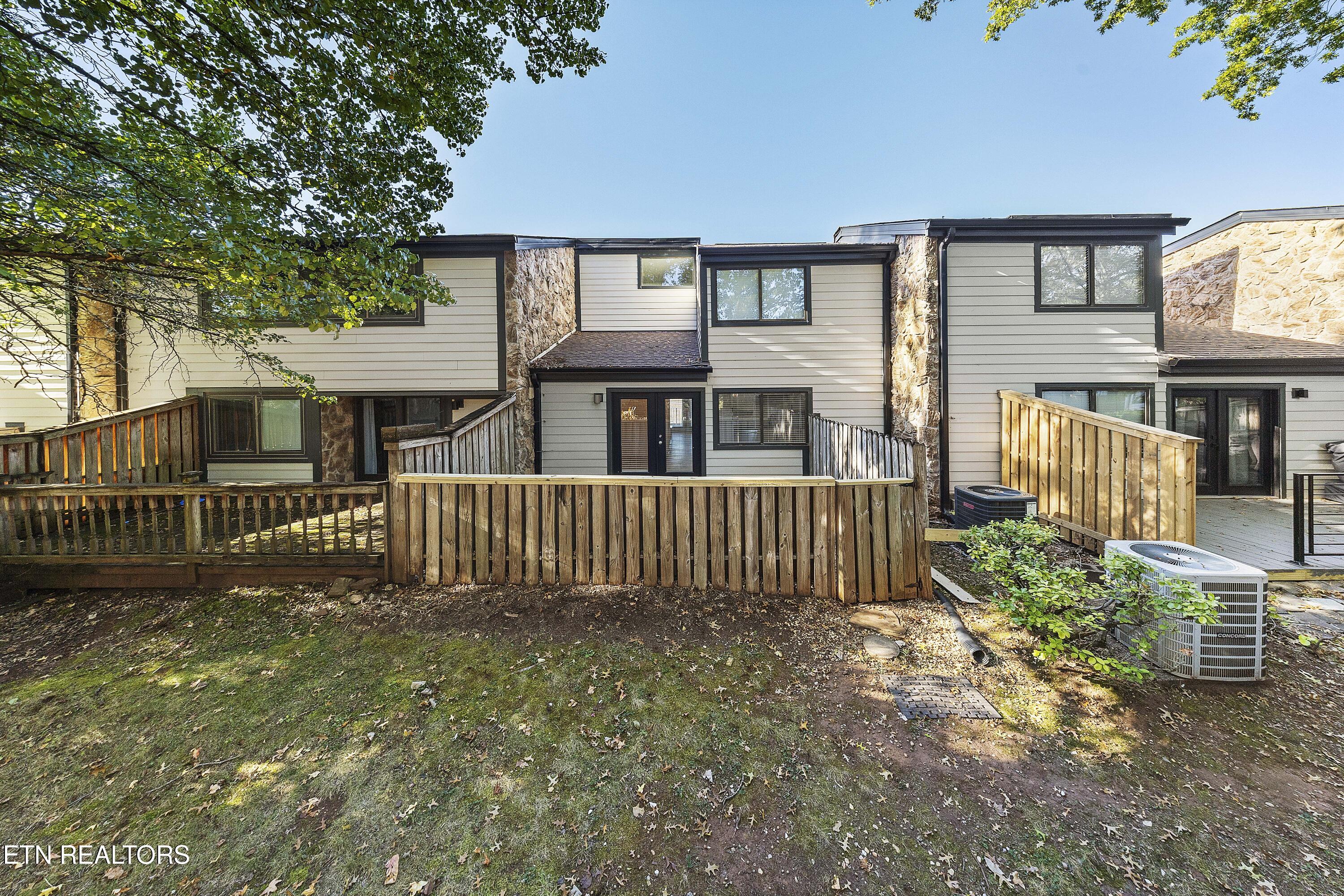 1914 Cherokee Bluff Drive, Knoxville