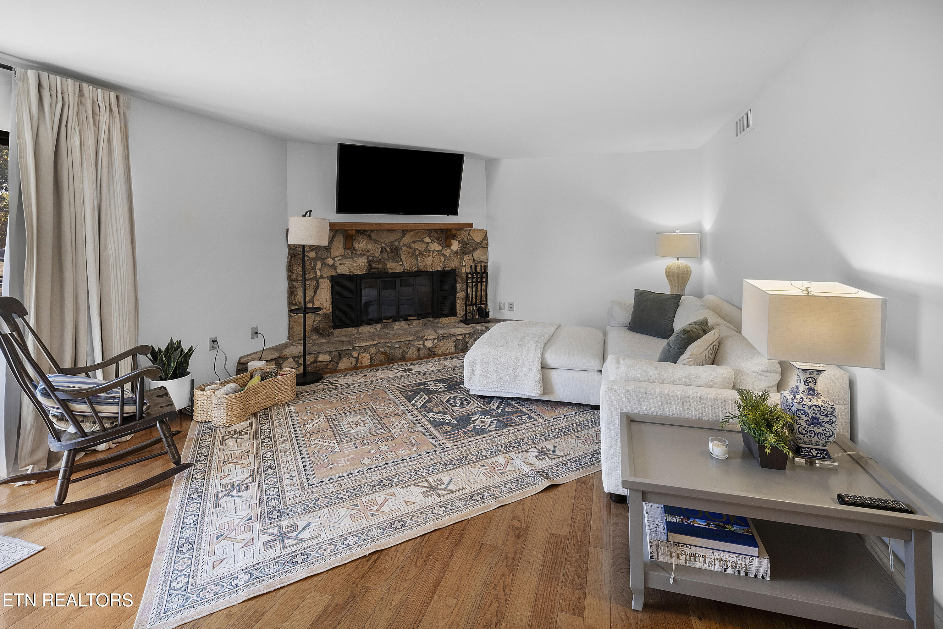 2016 Cherokee Bluff Drive