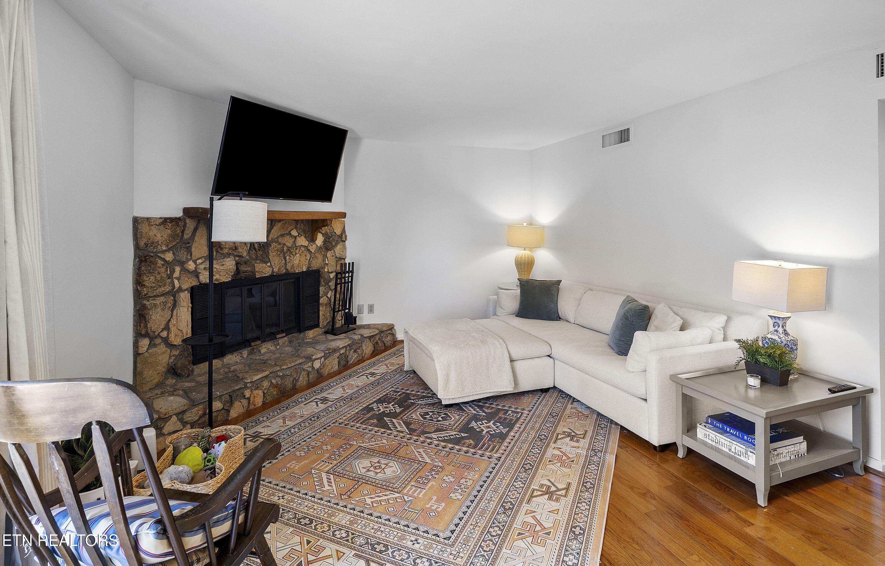 2016 Cherokee Bluff Drive