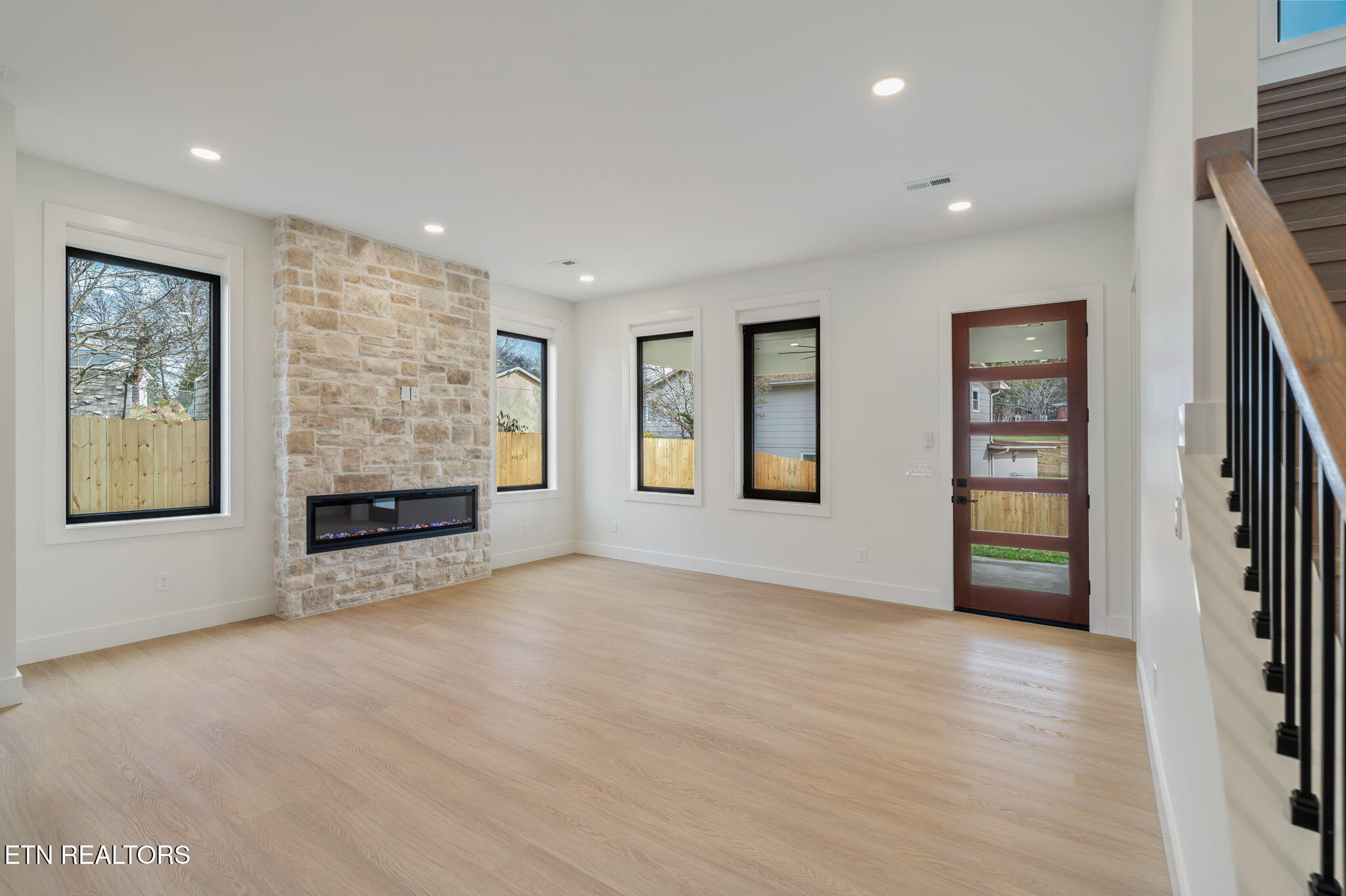 7808 S Northshore Drive