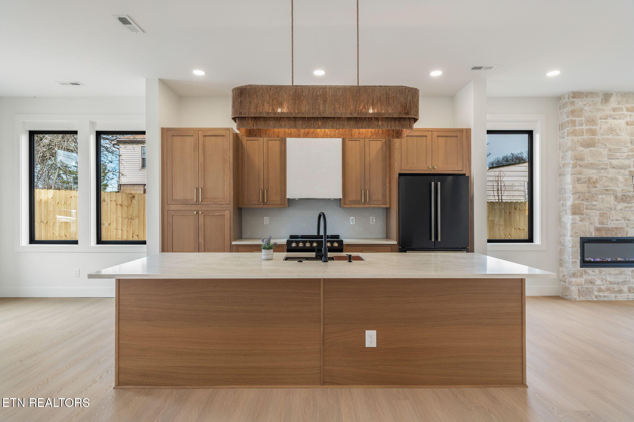 7808 S Northshore Drive