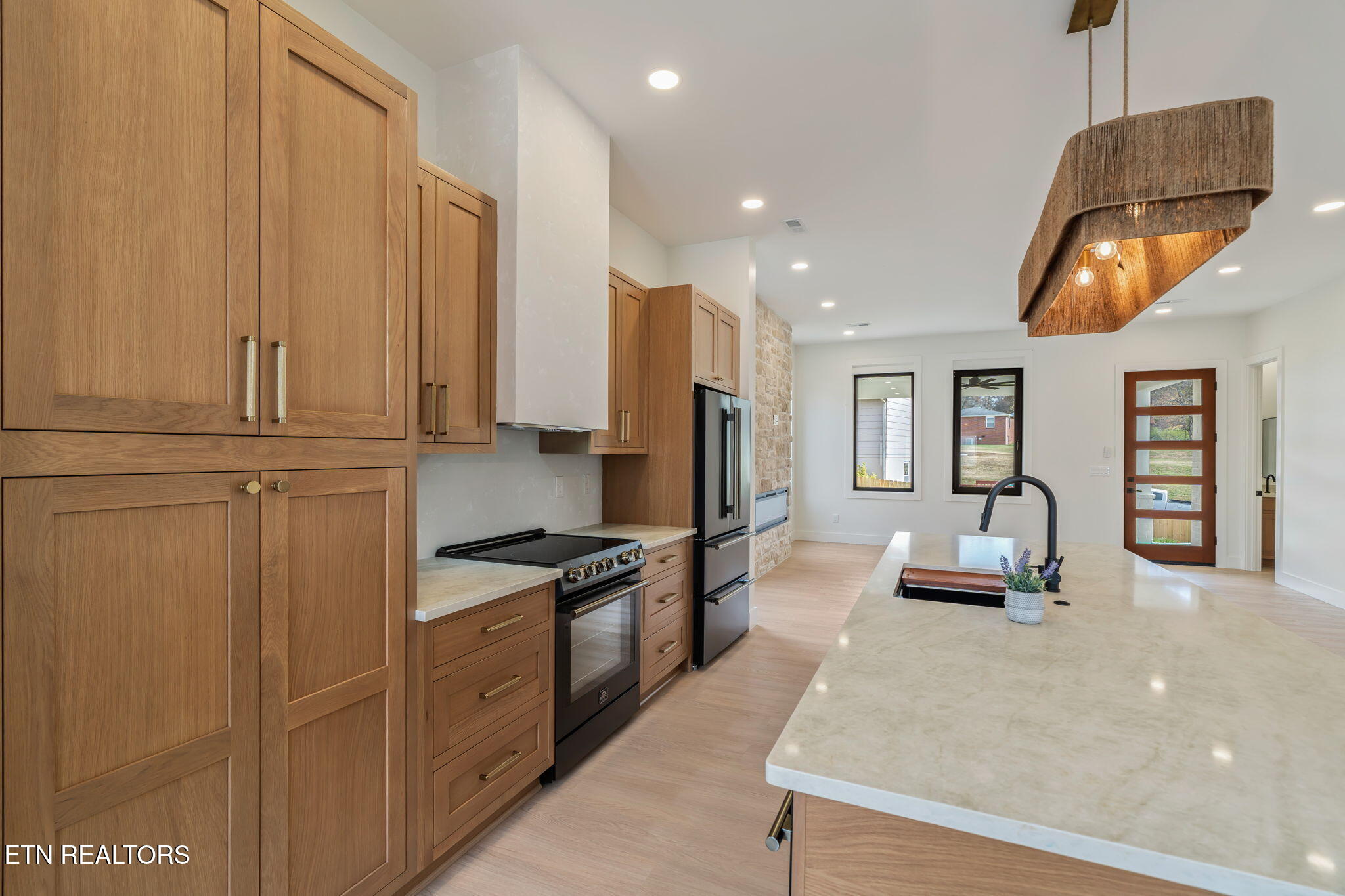 7808 S Northshore Drive