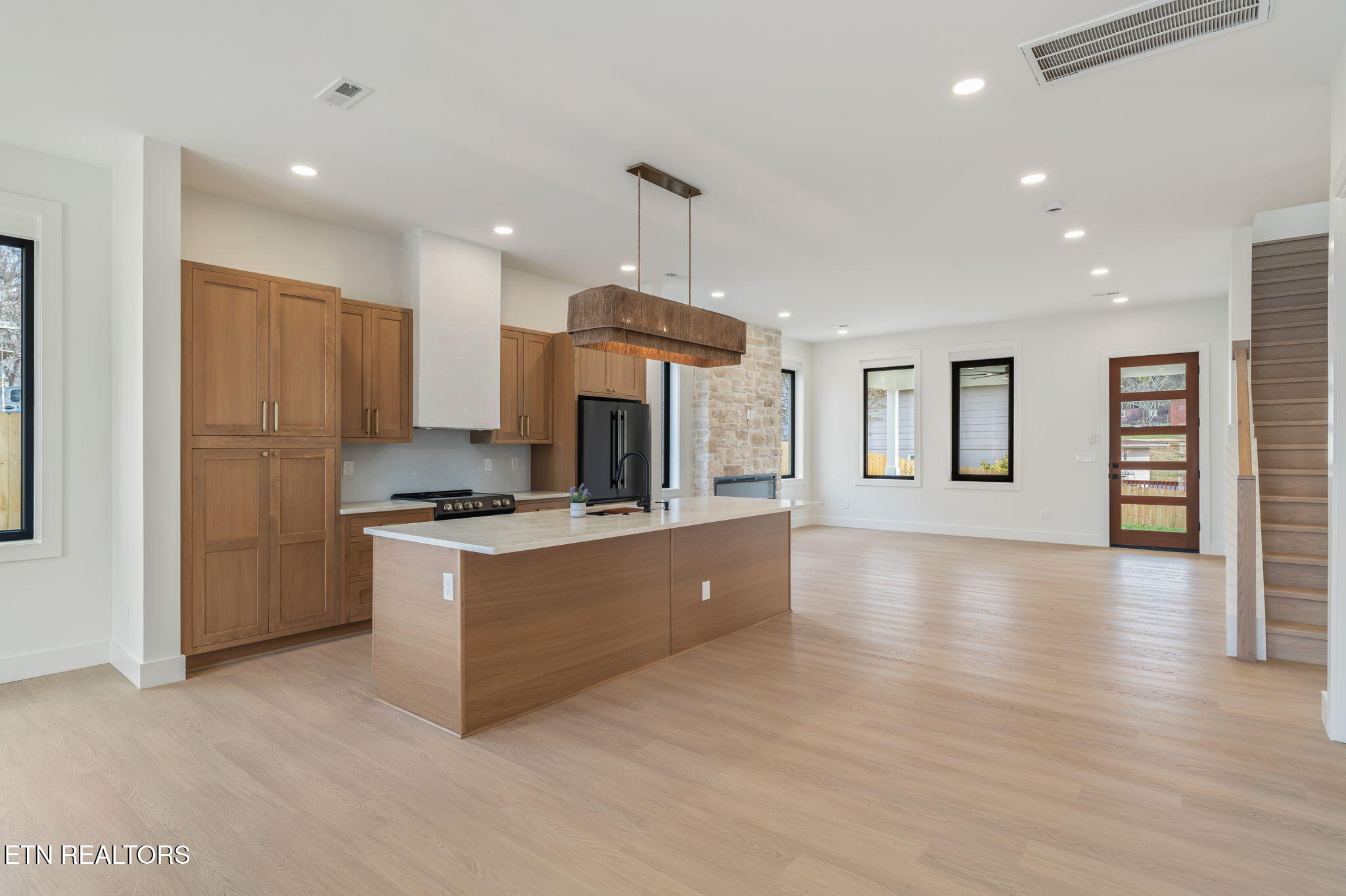 7808 S Northshore Drive