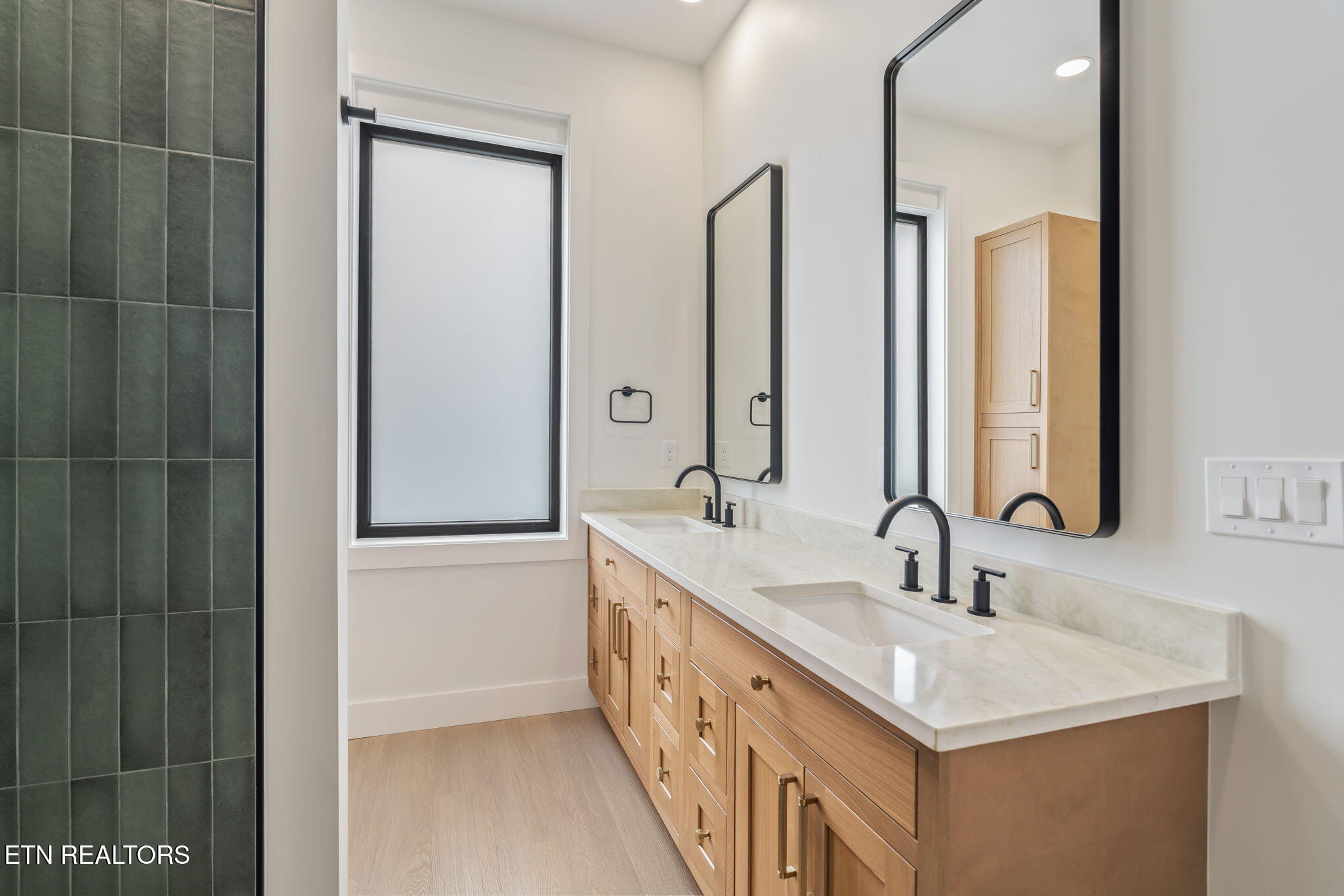 7808 S Northshore Drive