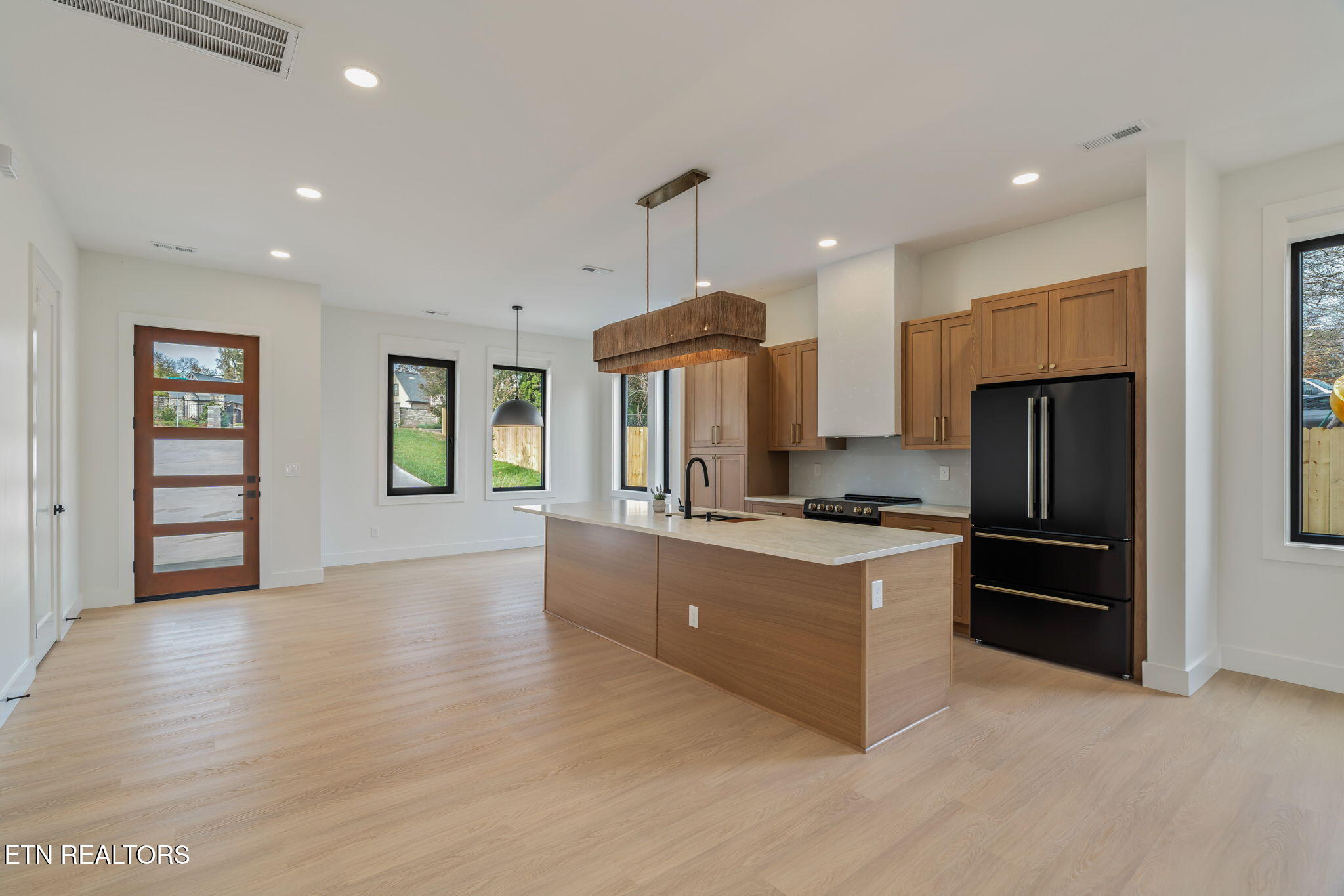 7808 S Northshore Drive