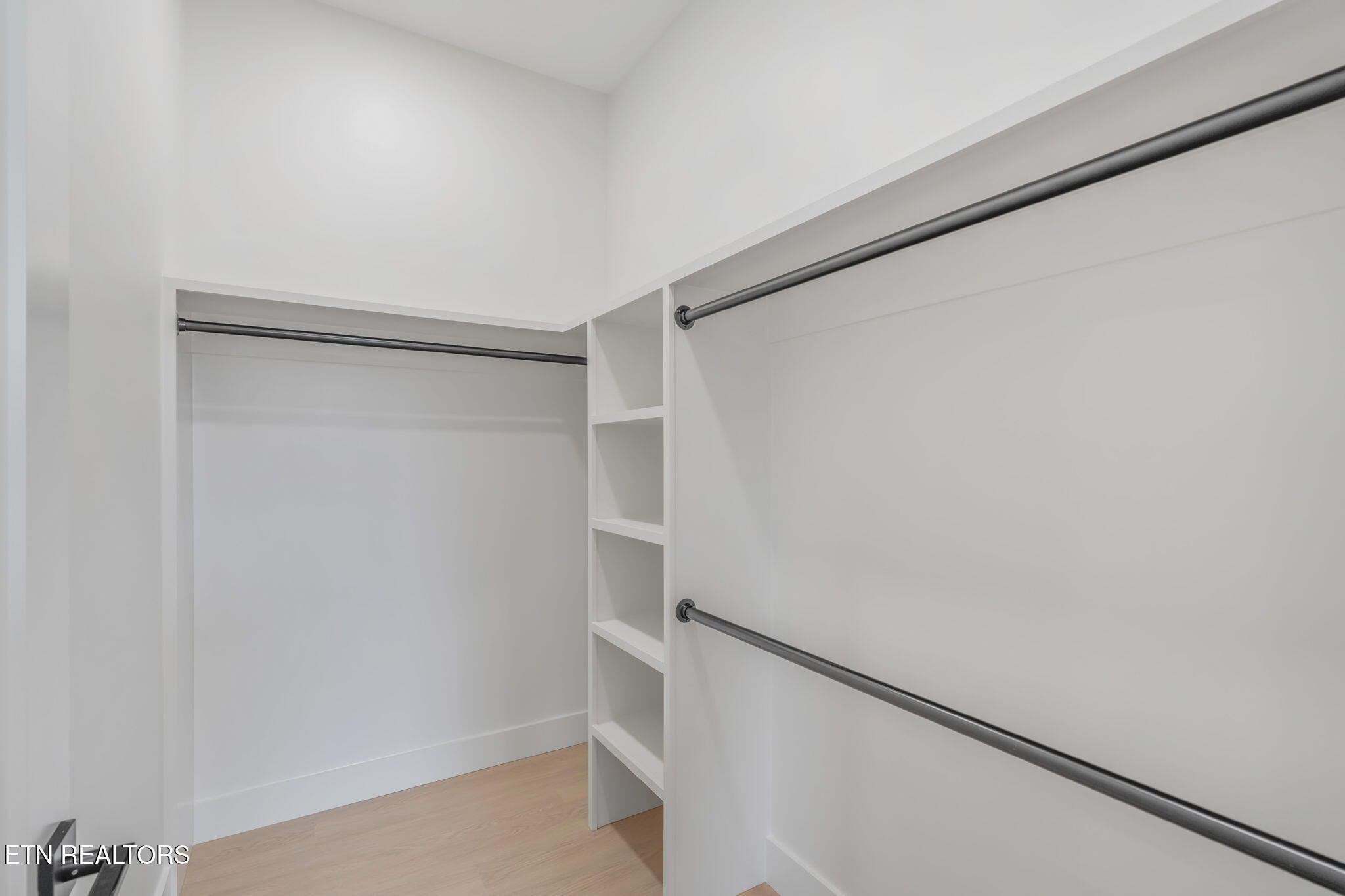 7814 S Northshore Drive