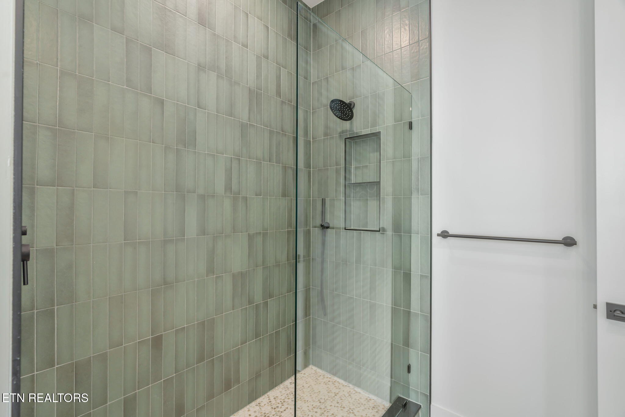 7814 S Northshore Drive