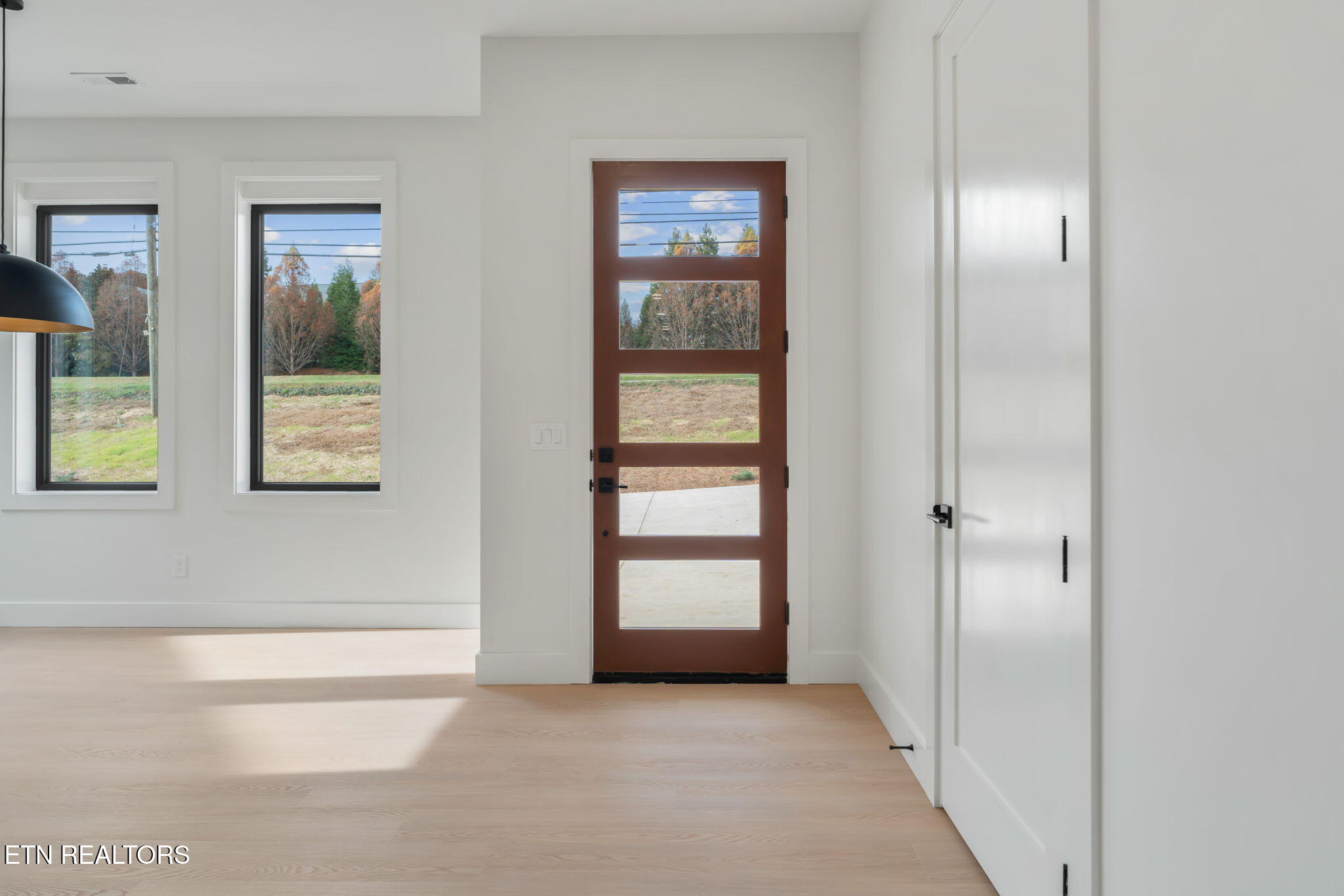 7814 S Northshore Drive