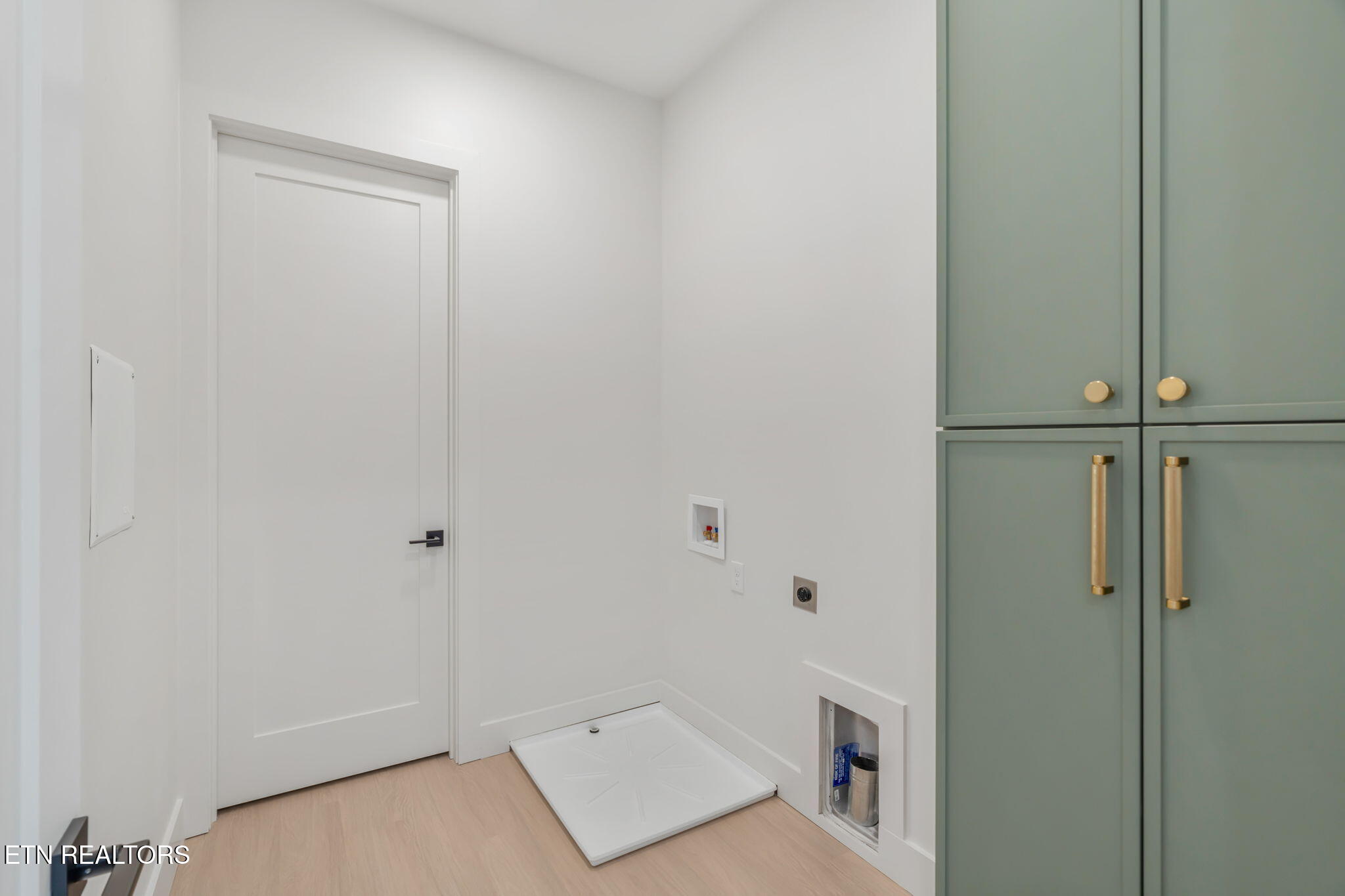 7814 S Northshore Drive