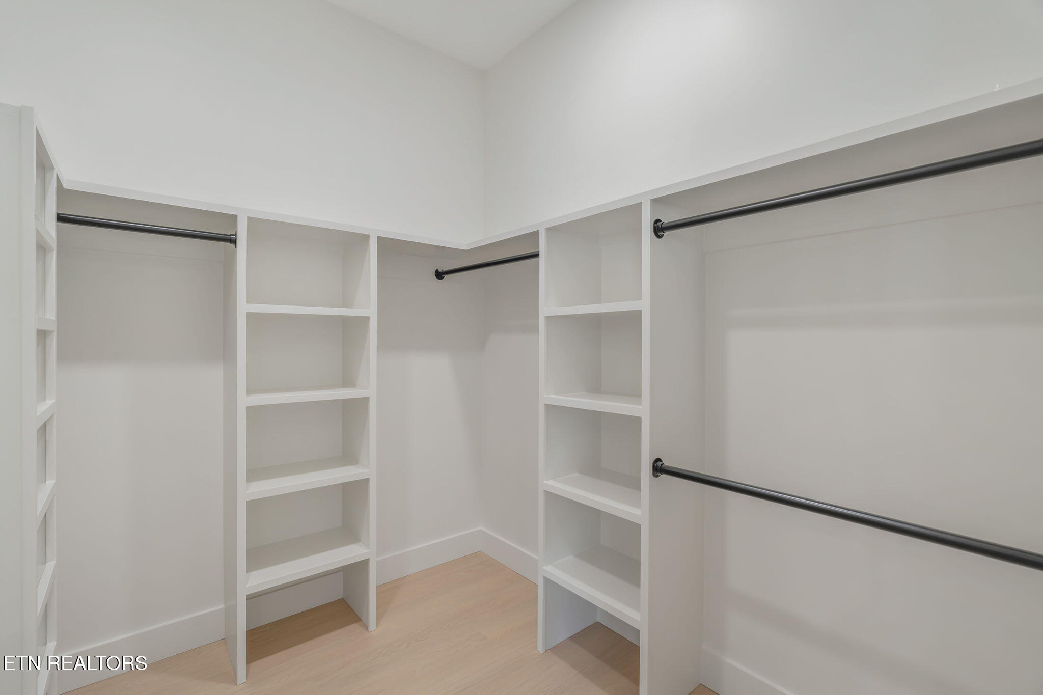 7814 S Northshore Drive