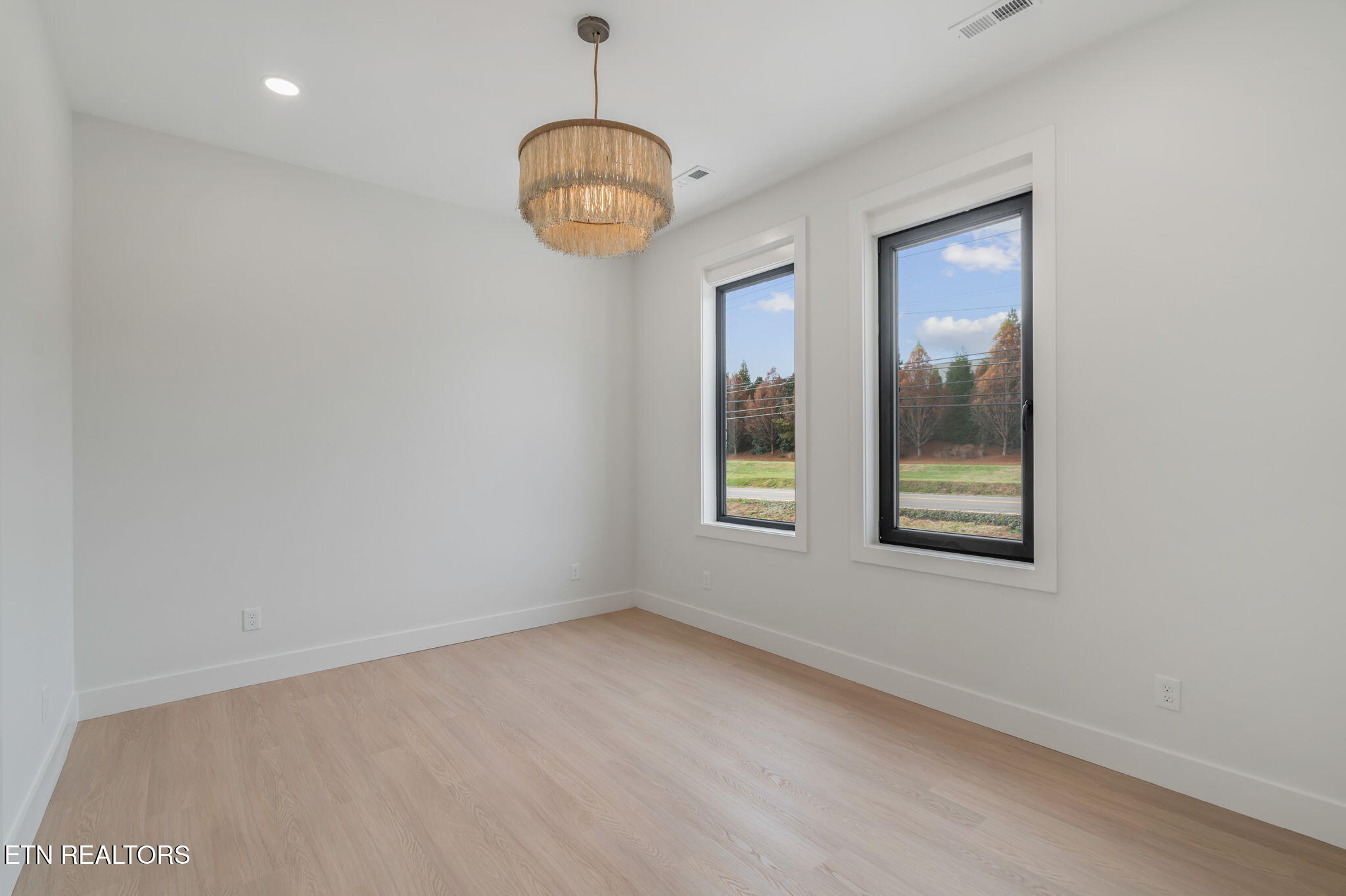 7814 S Northshore Drive