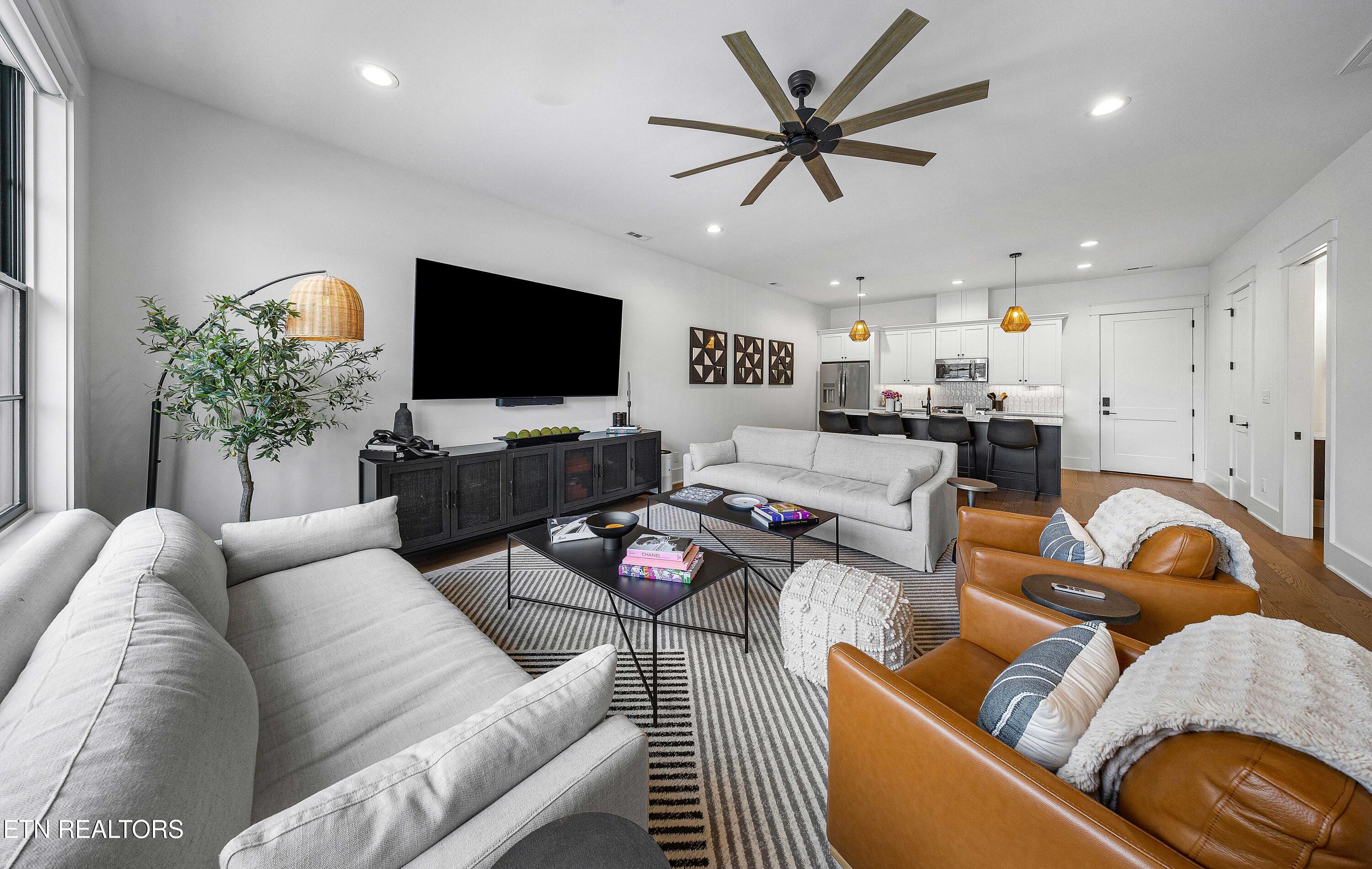 9831 Clingmans Dome Drive