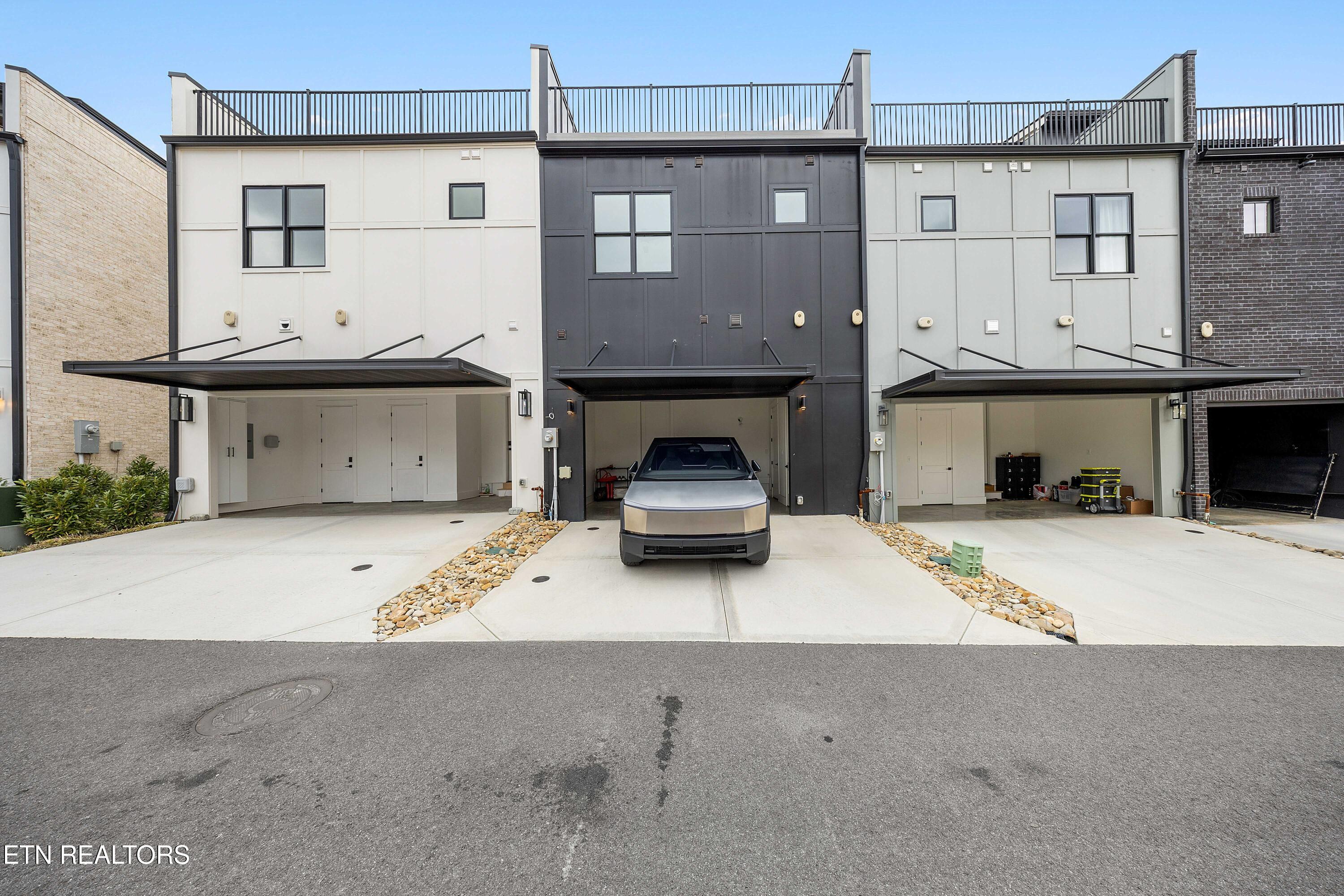 9831 Clingmans Dome Drive