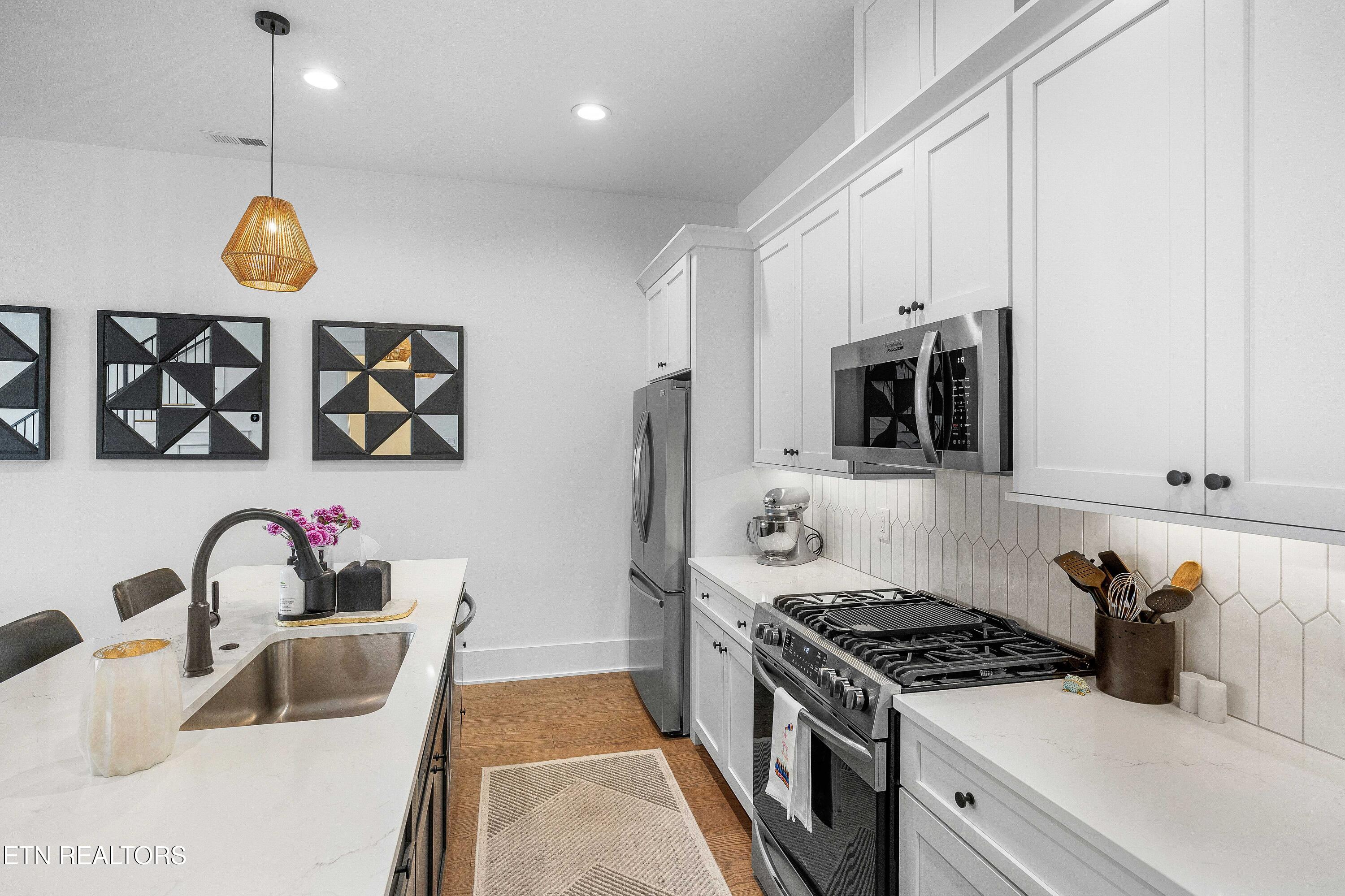 9831 Clingmans Dome Drive