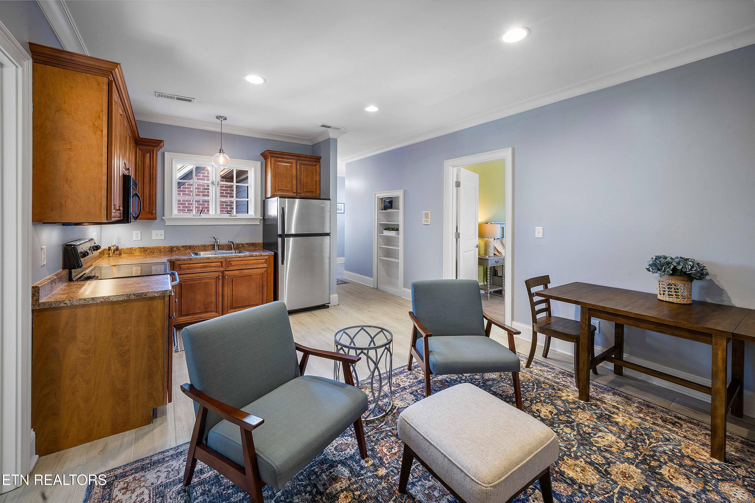 5225 Bent River Blvd