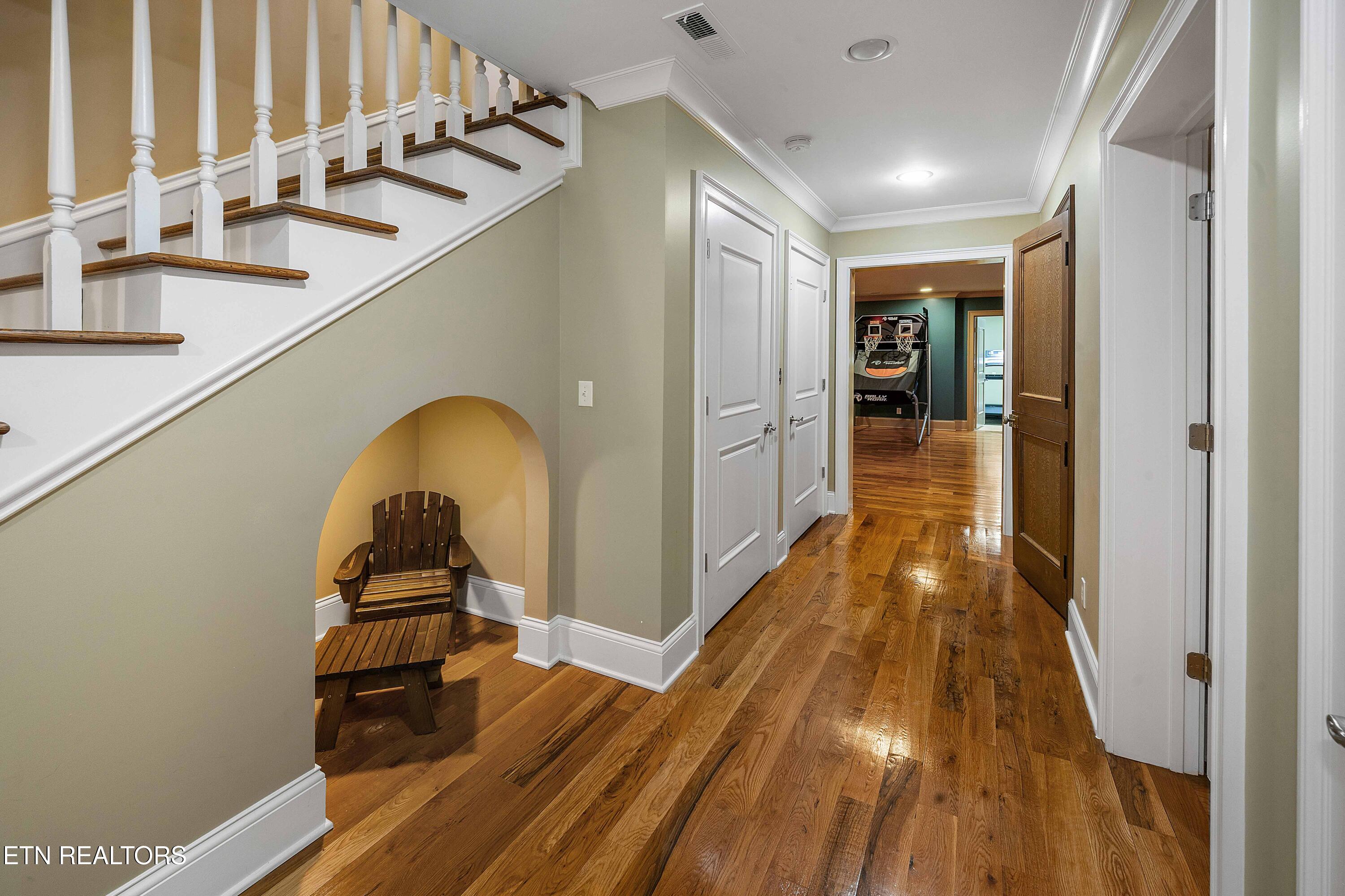 5225 Bent River Blvd