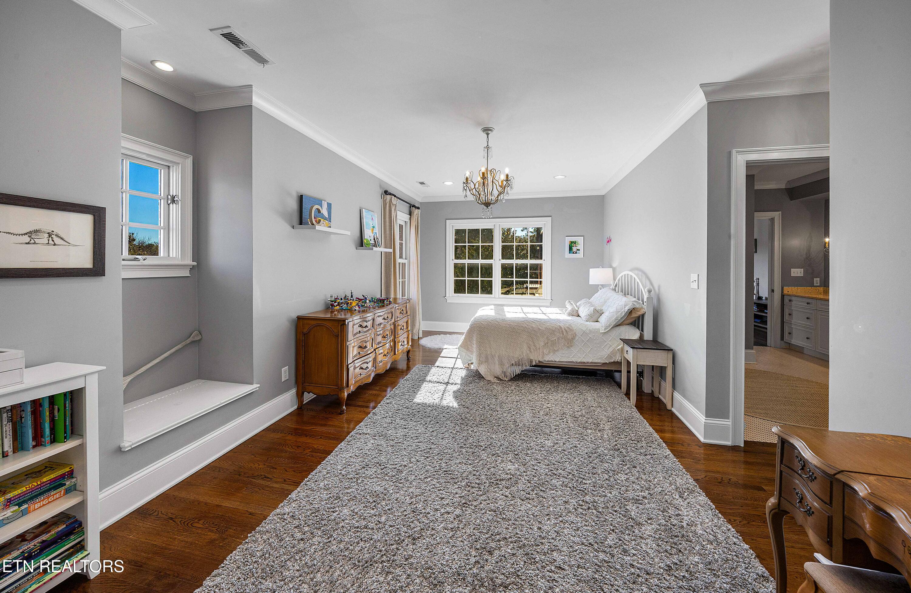 5225 Bent River Blvd