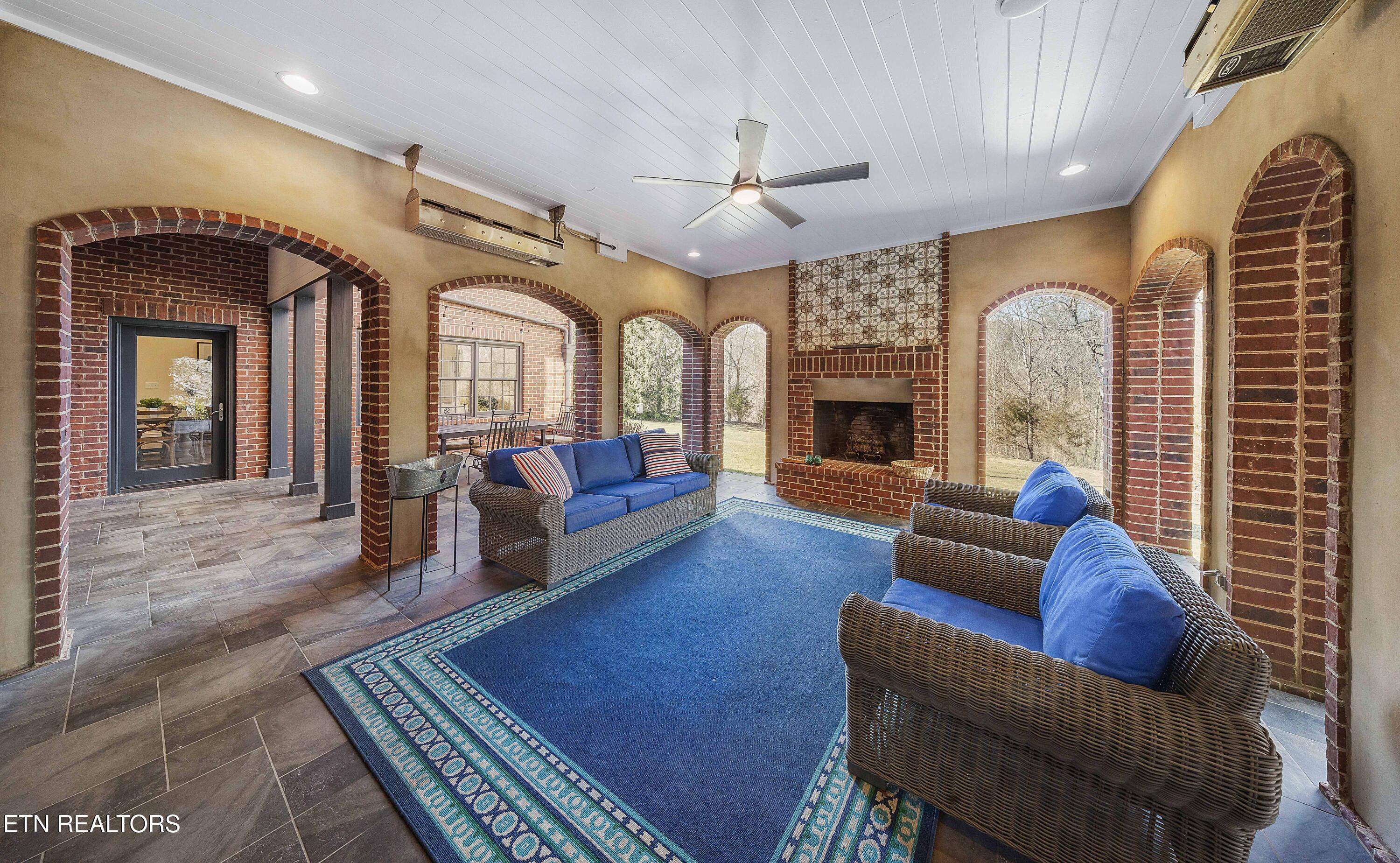 5225 Bent River Blvd