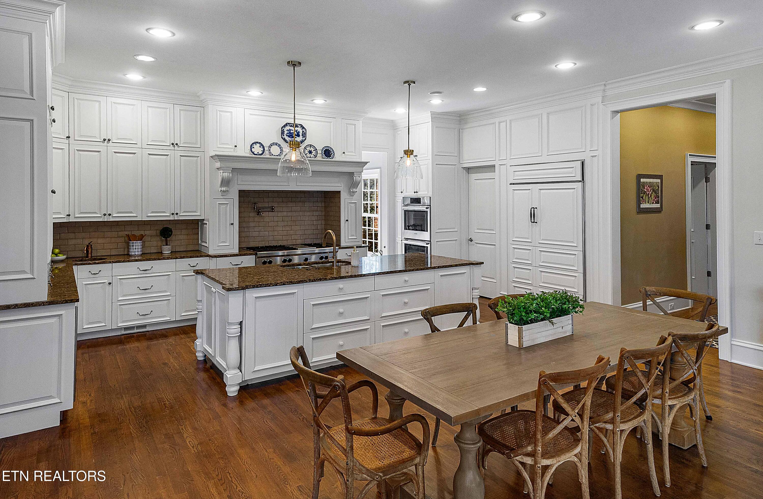 5225 Bent River Blvd