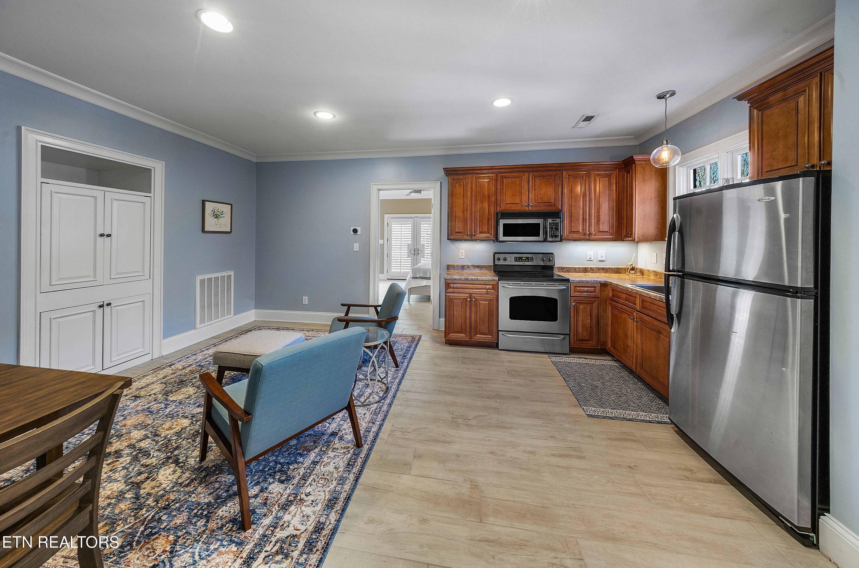 5225 Bent River Blvd