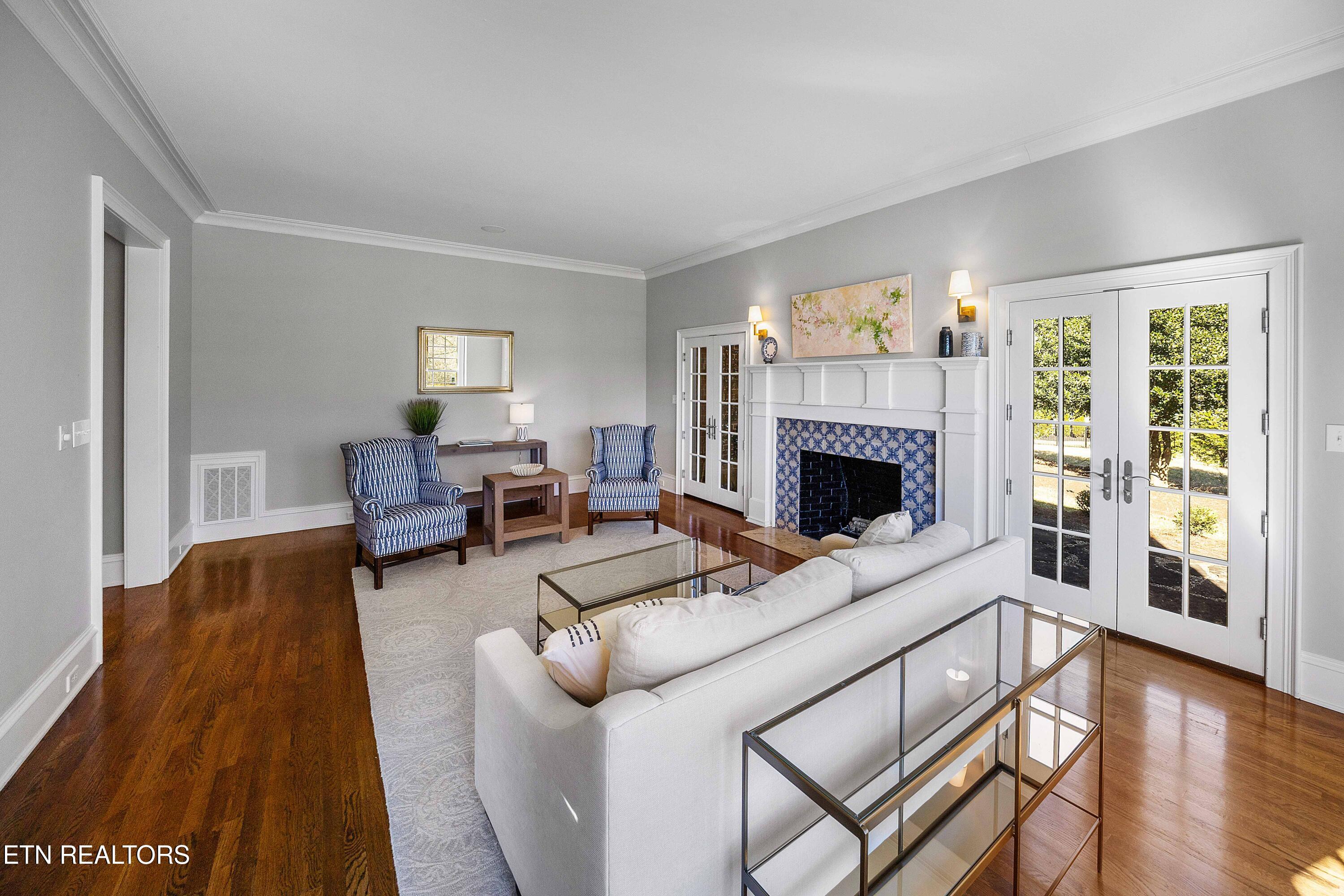 5225 Bent River Blvd