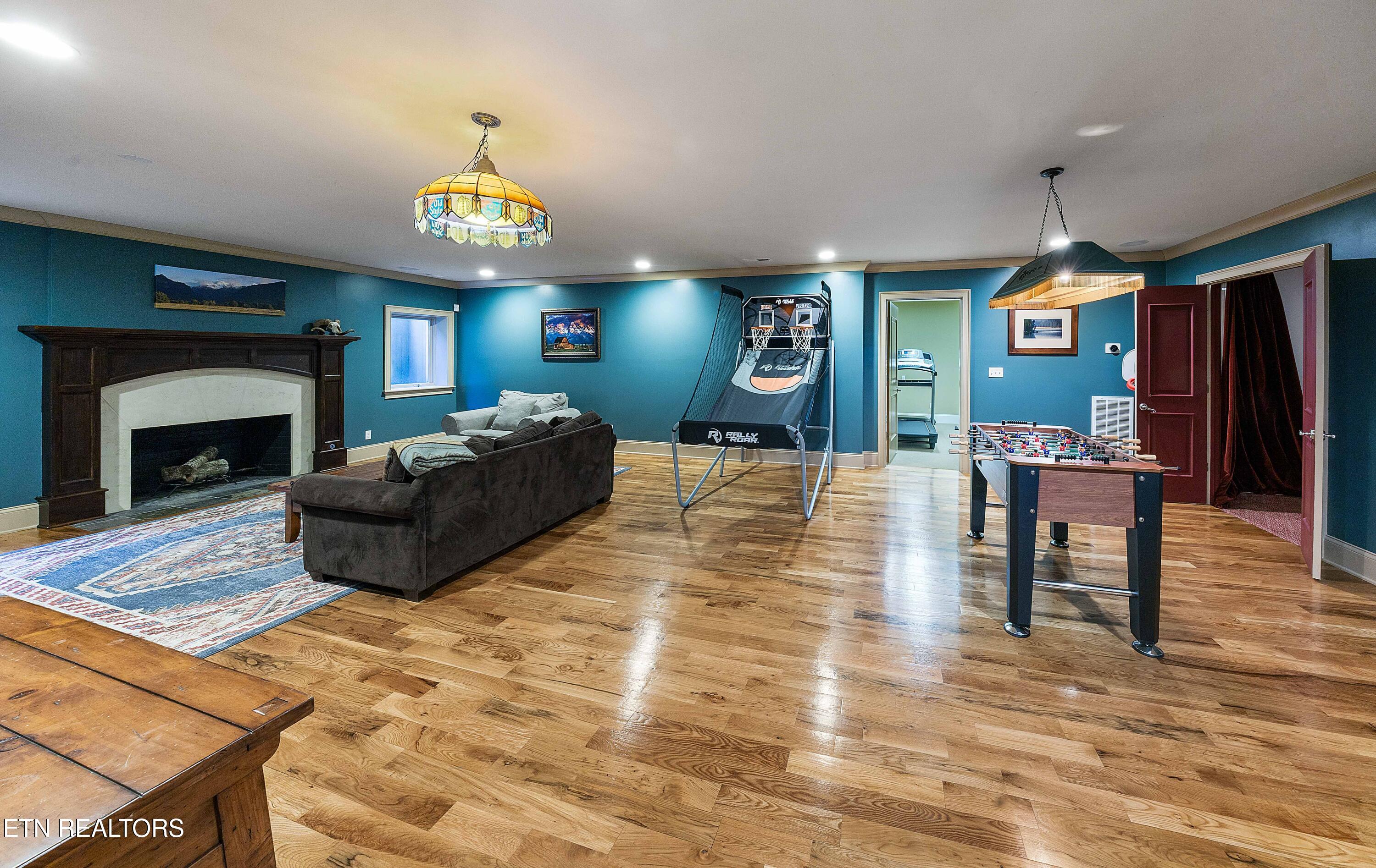 5225 Bent River Blvd