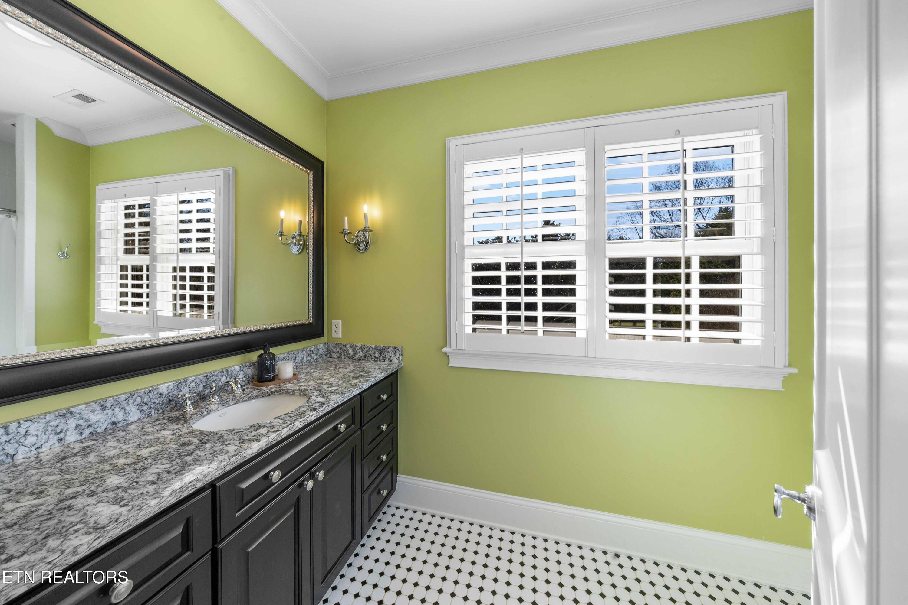 5225 Bent River Blvd