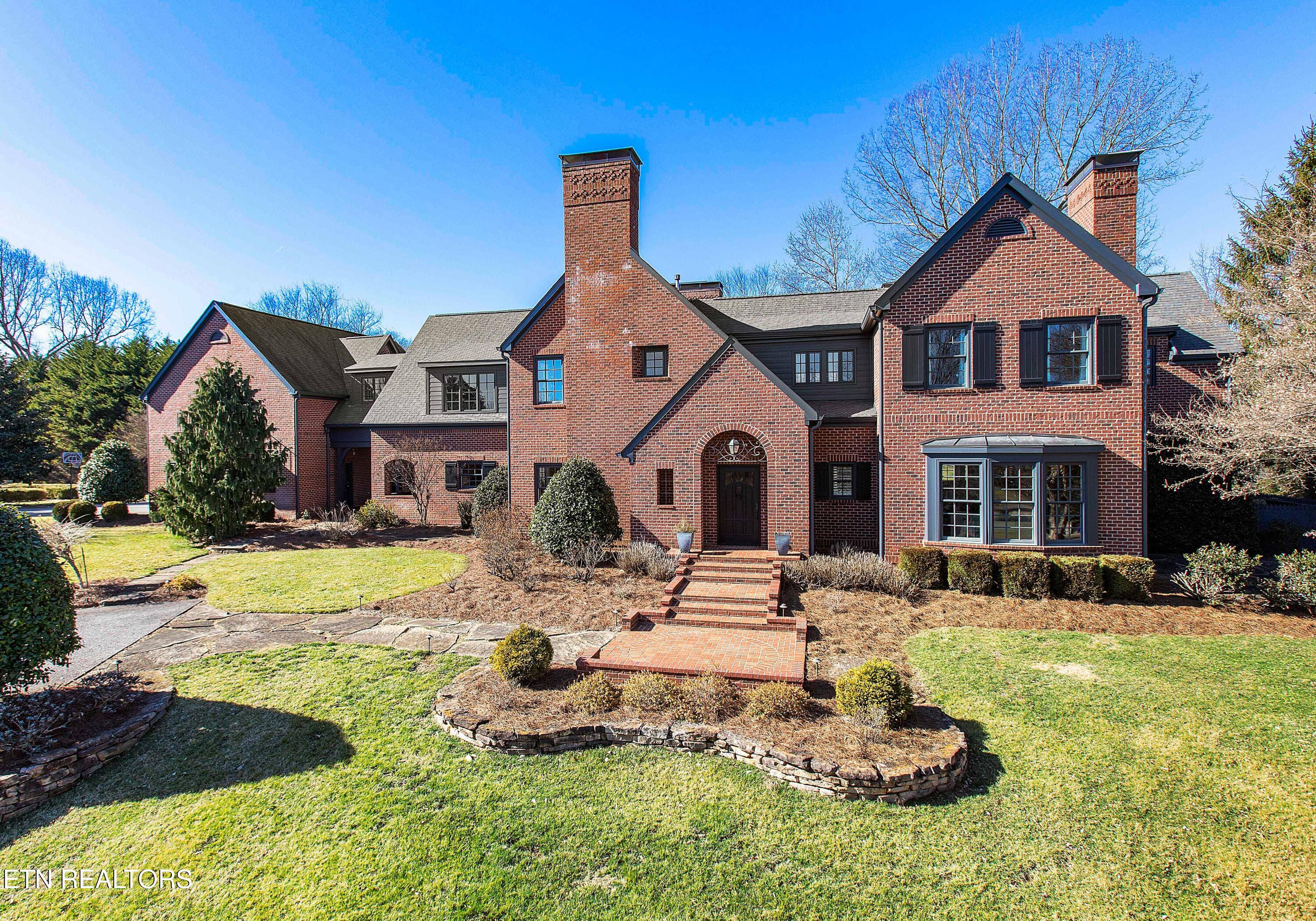 5225 Bent River Blvd