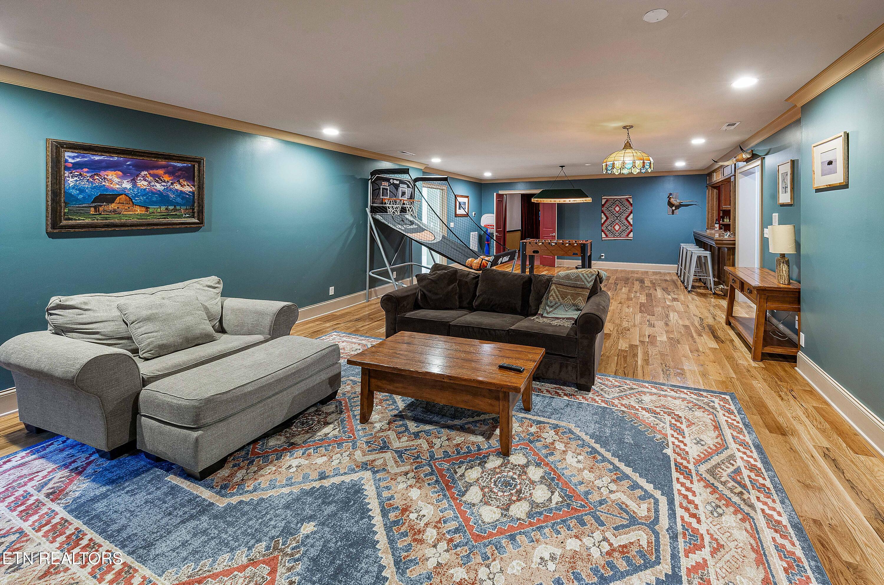 5225 Bent River Blvd