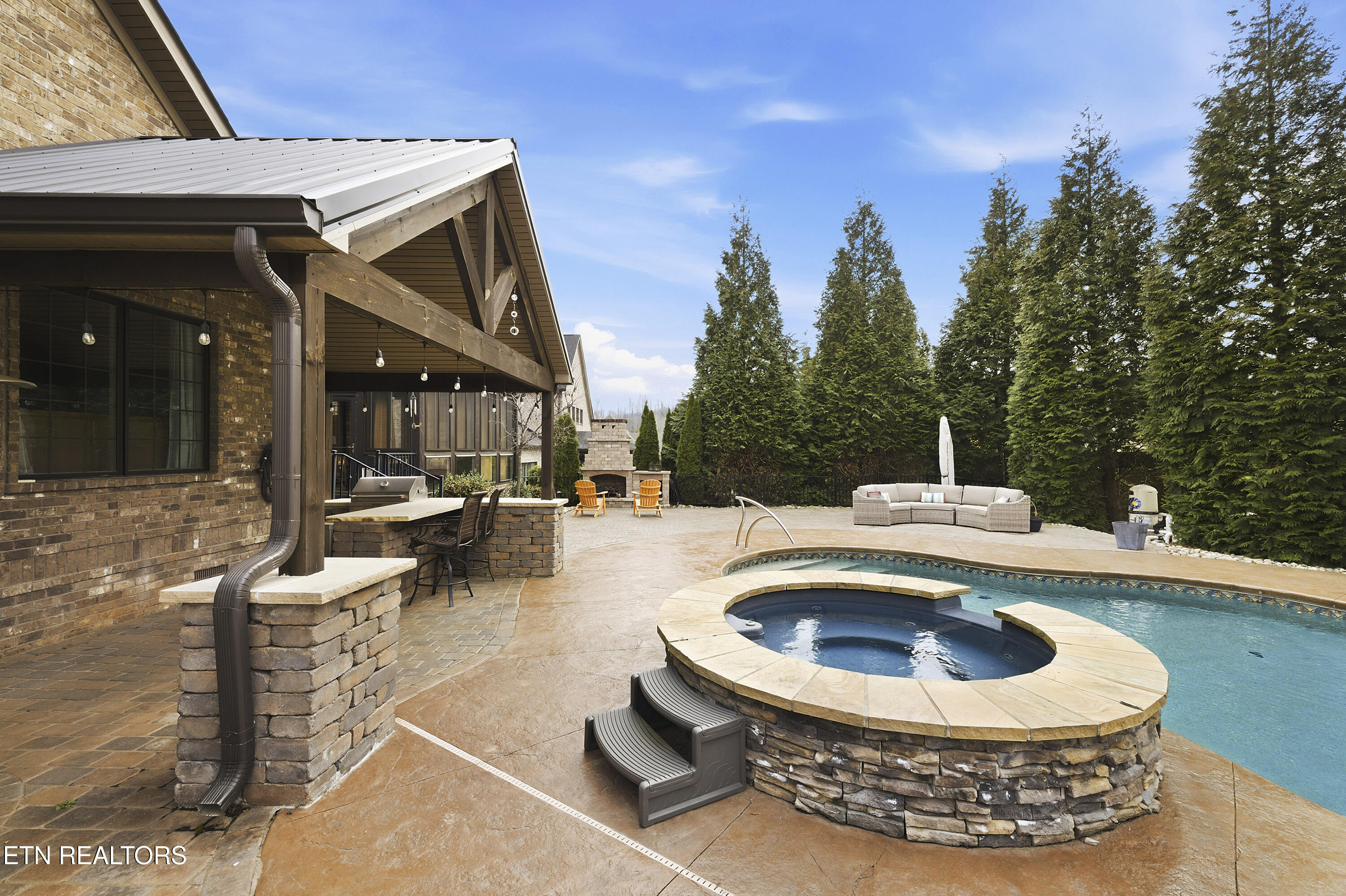 12409 Palm Beach Way