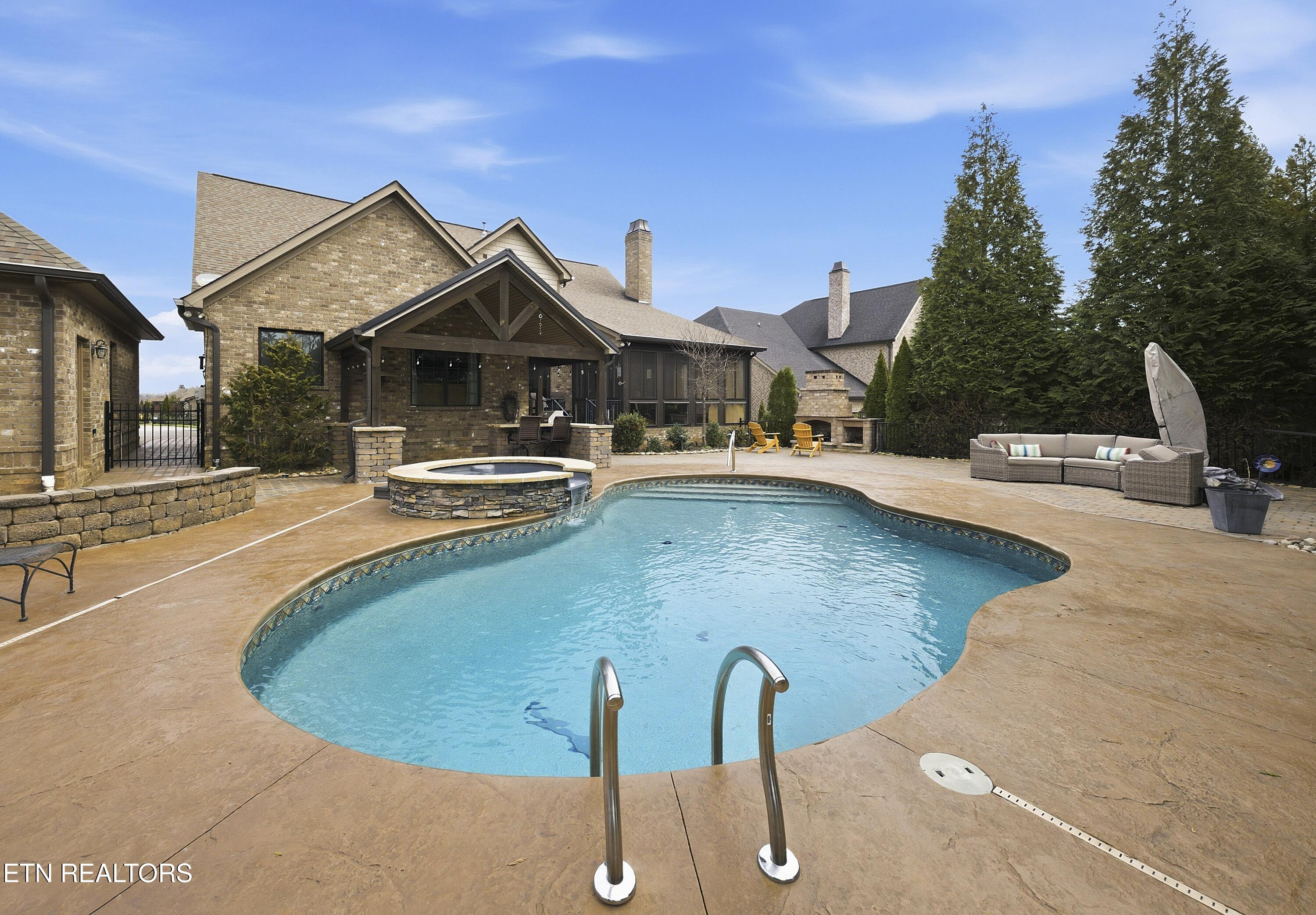 12409 Palm Beach Way