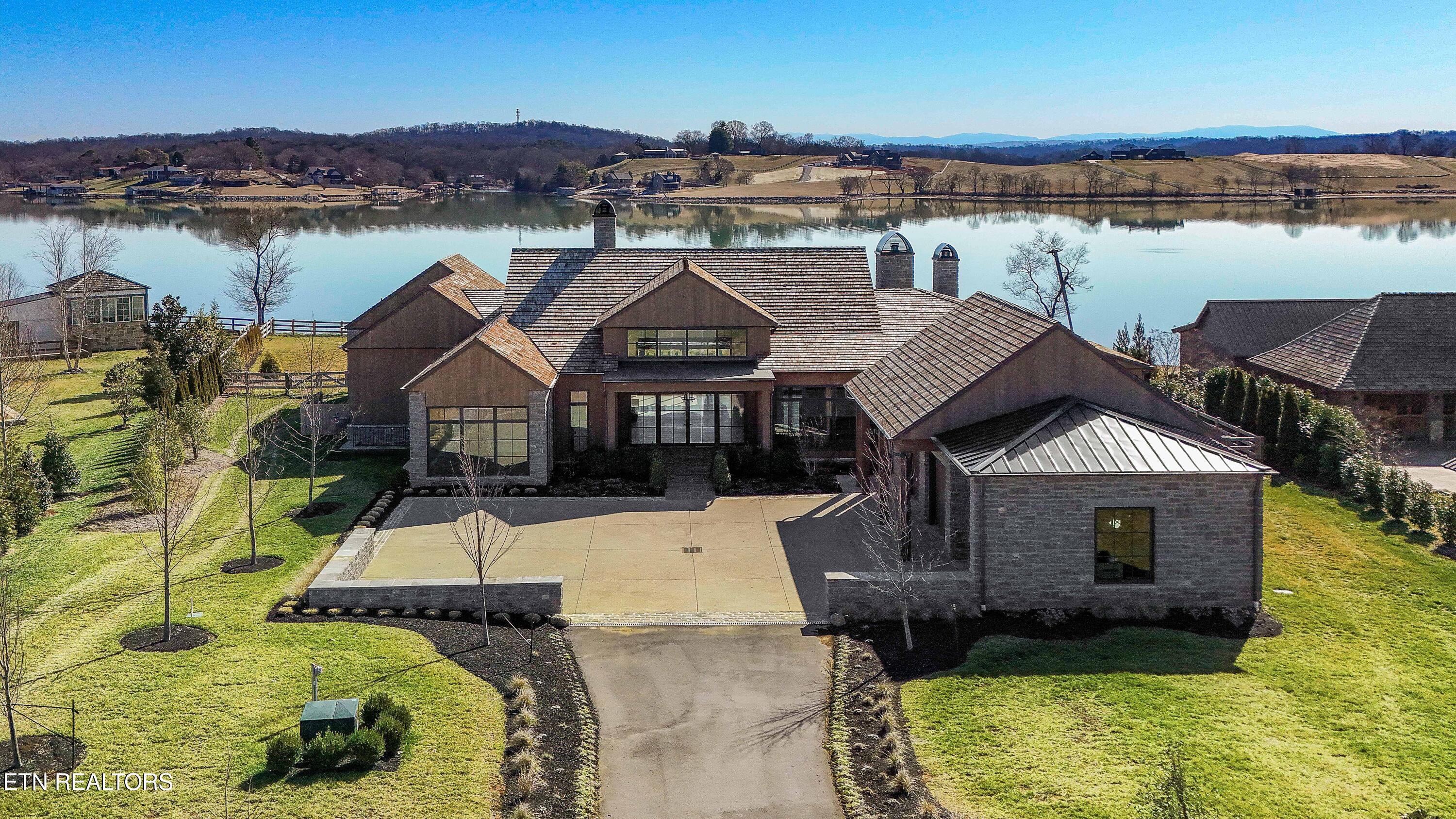 10612 Lake Arcas Way