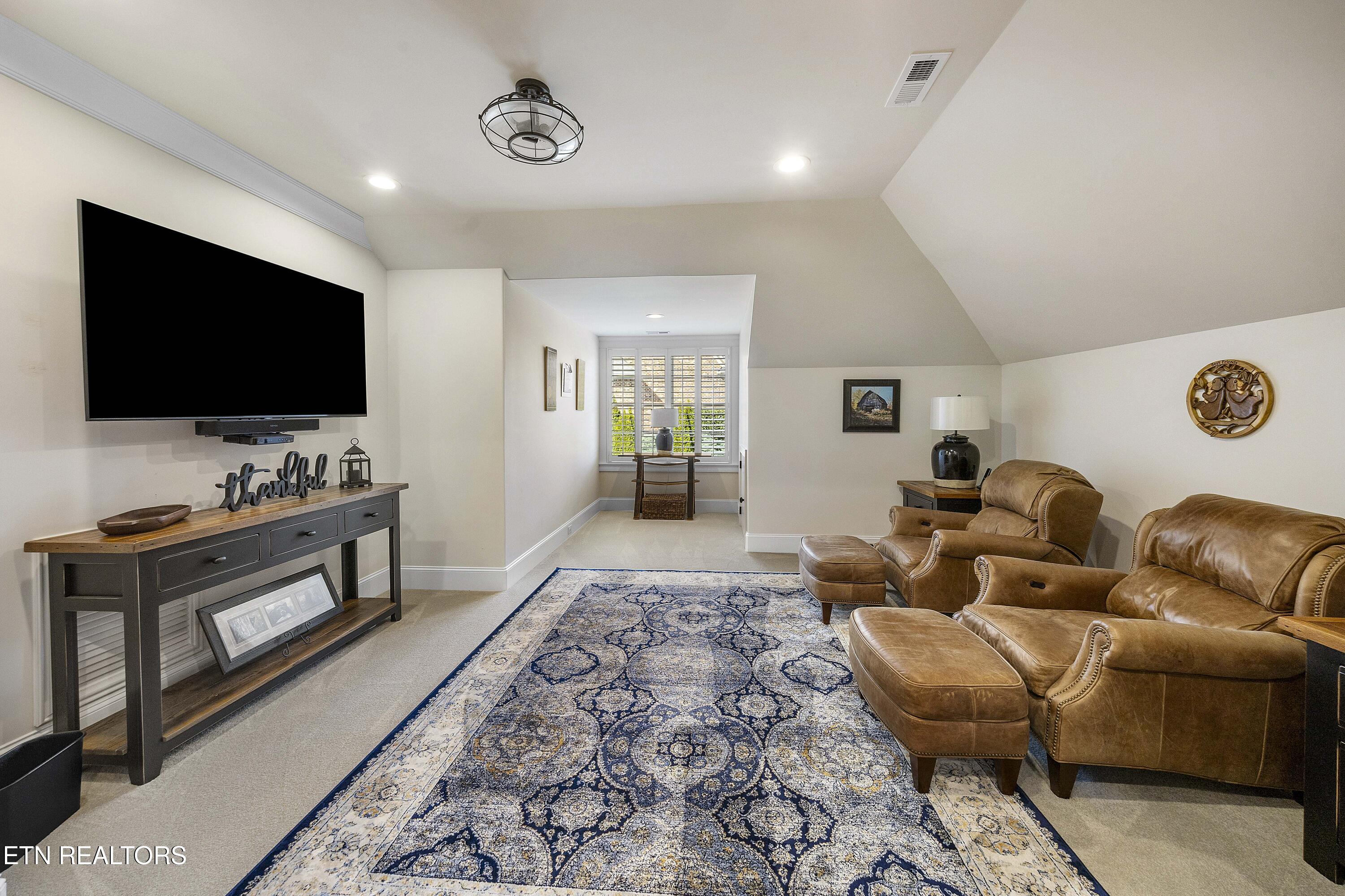 12706 Highwick Circle