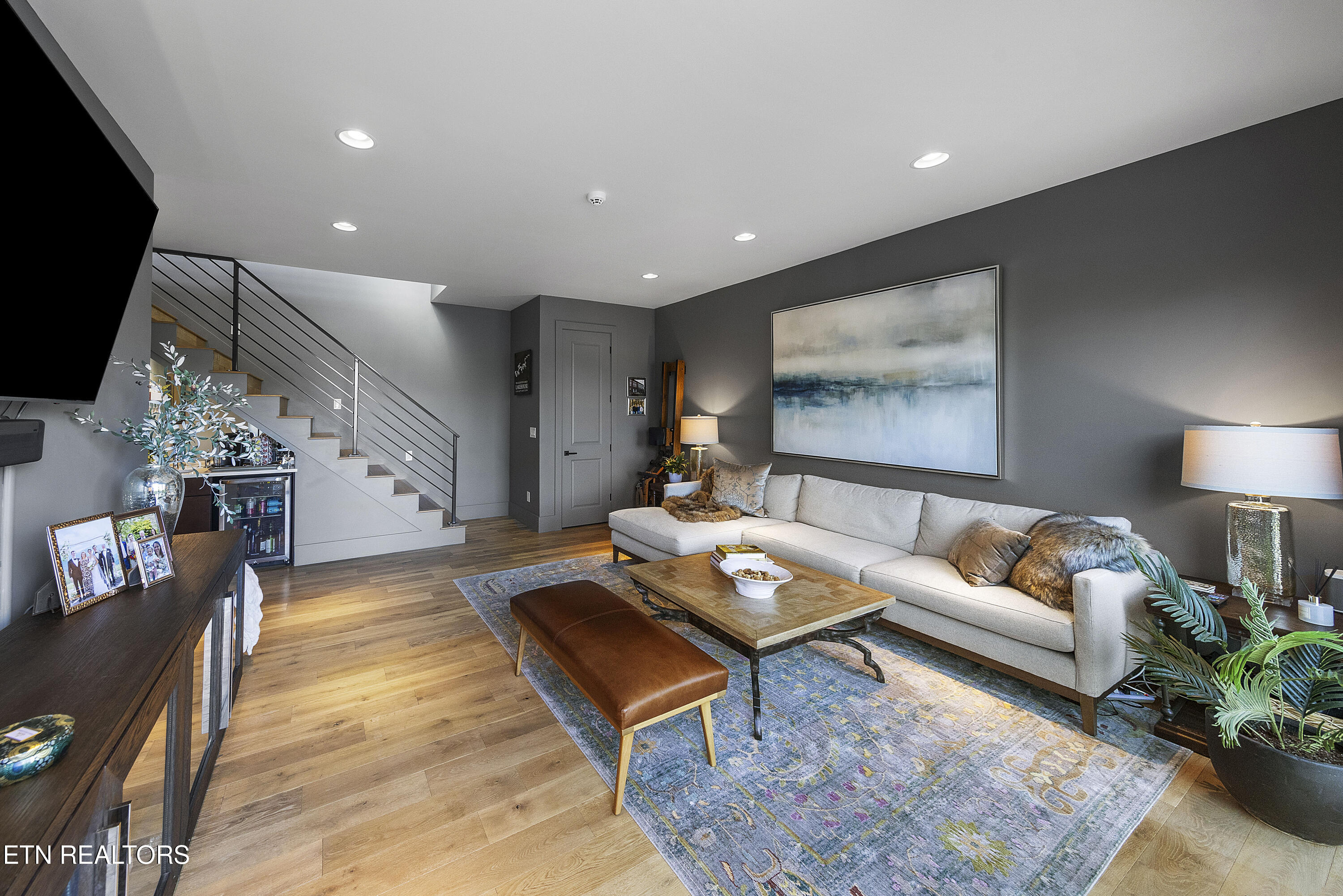 4352 Gravelly Hills Rd