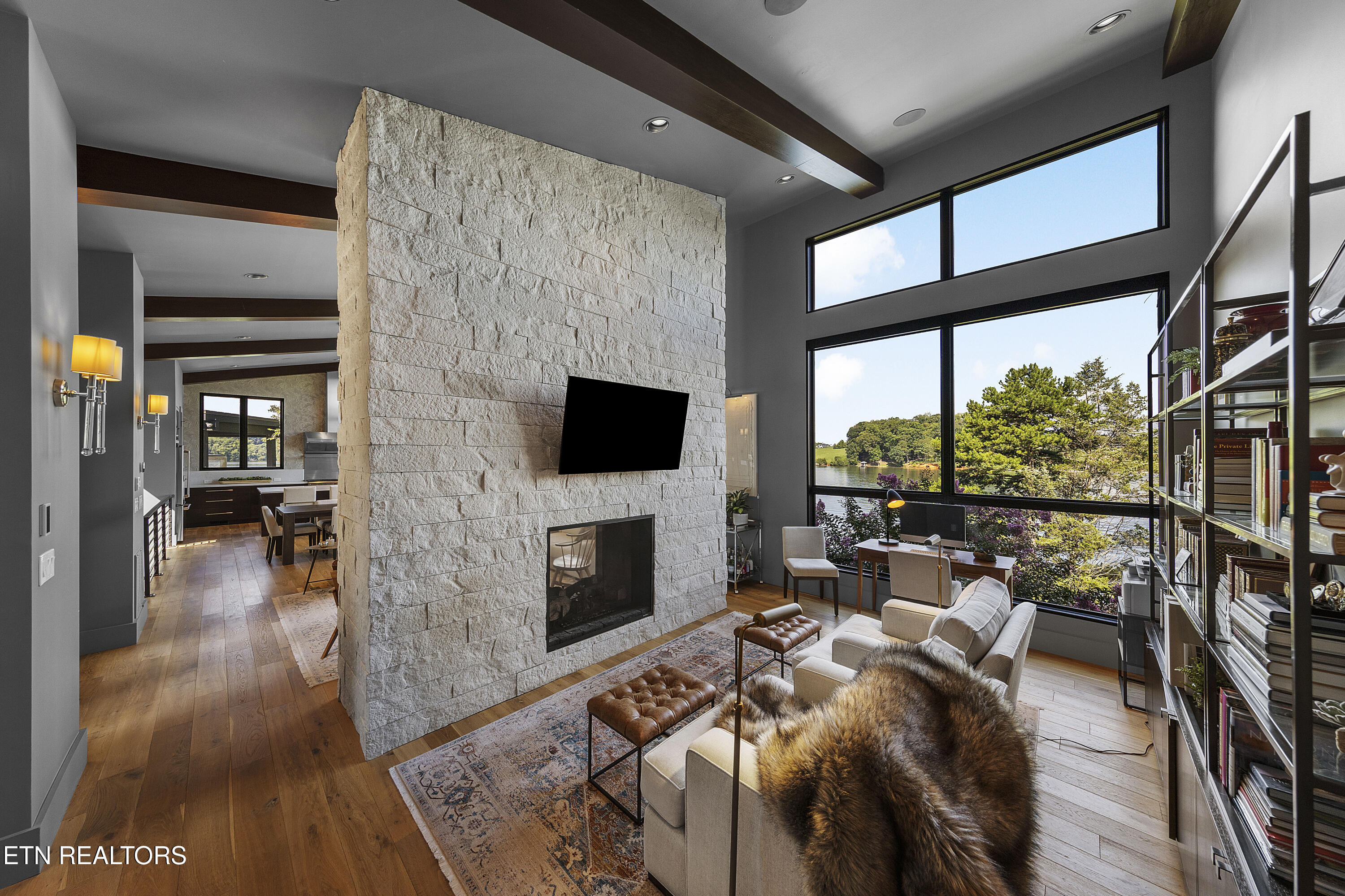 4352 Gravelly Hills Rd