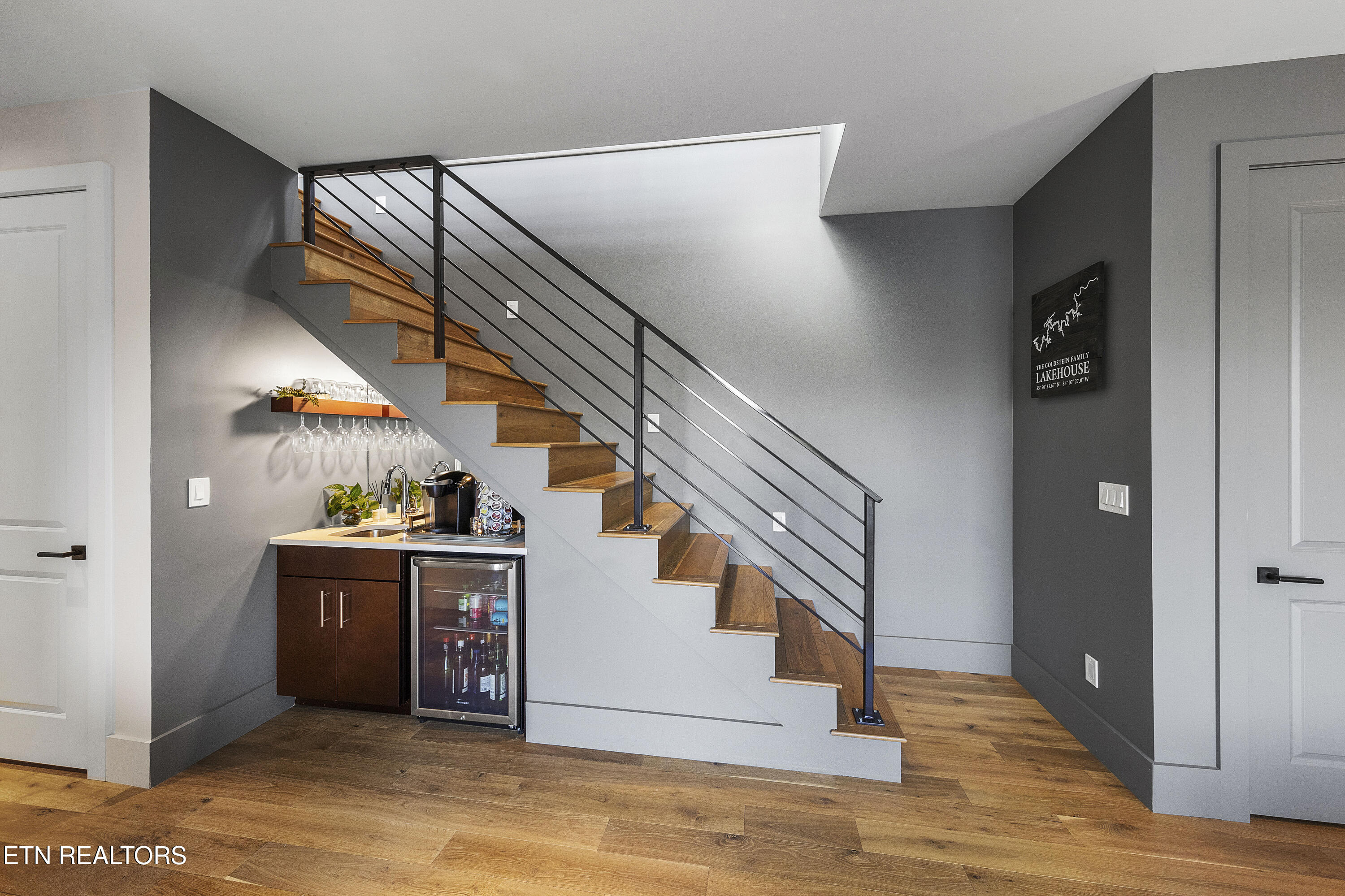 4352 Gravelly Hills Rd