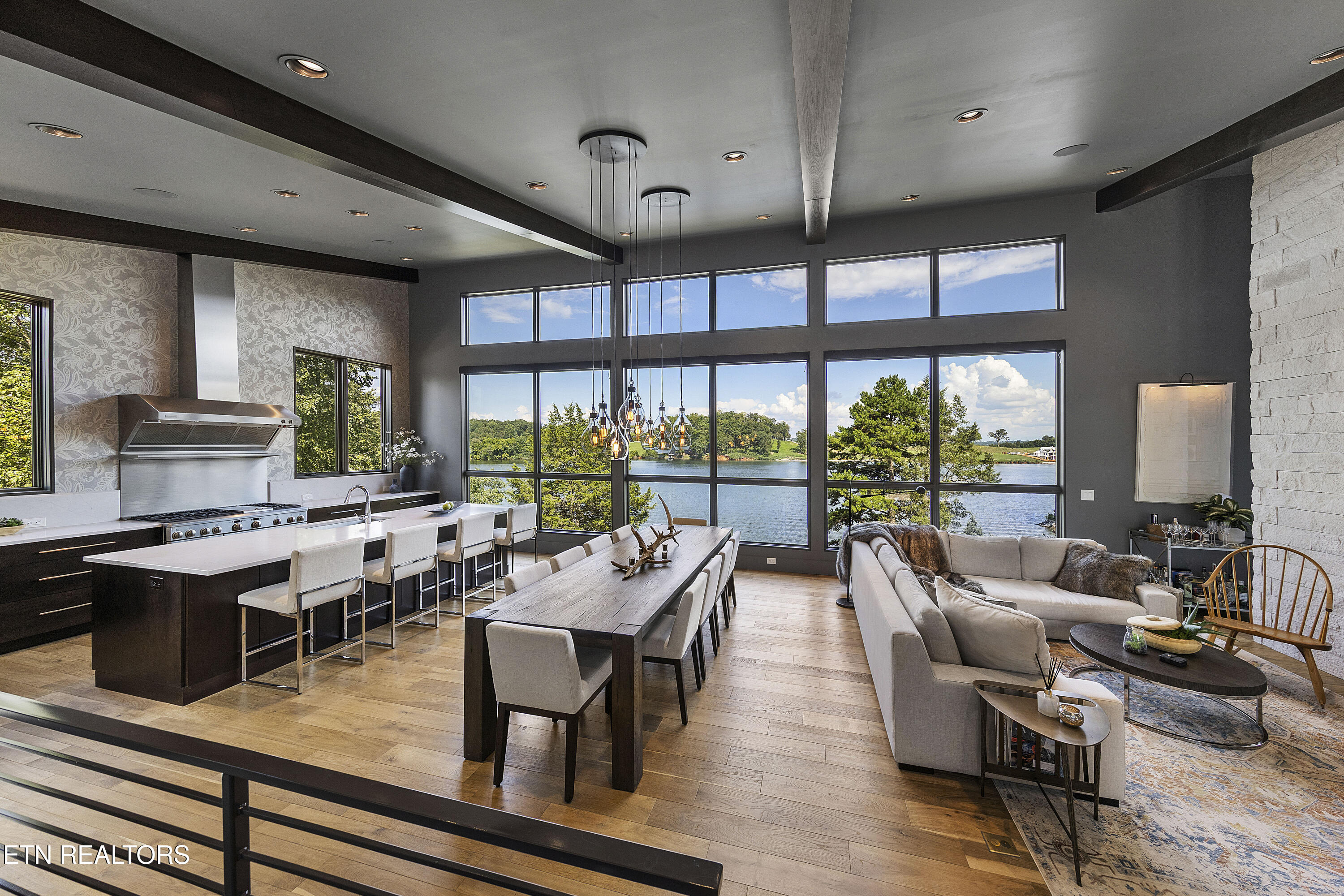 4352 Gravelly Hills Rd