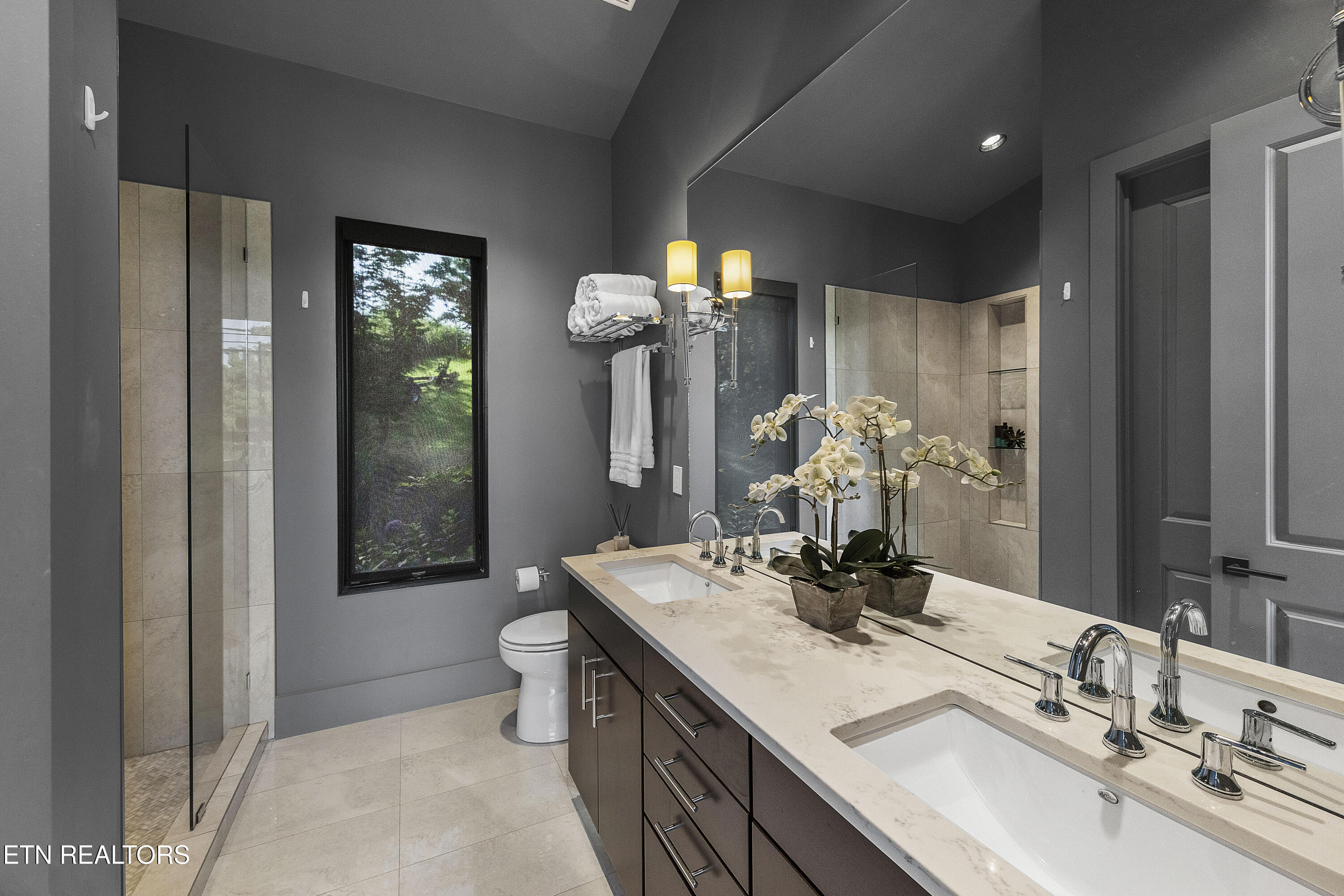 4352 Gravelly Hills Rd