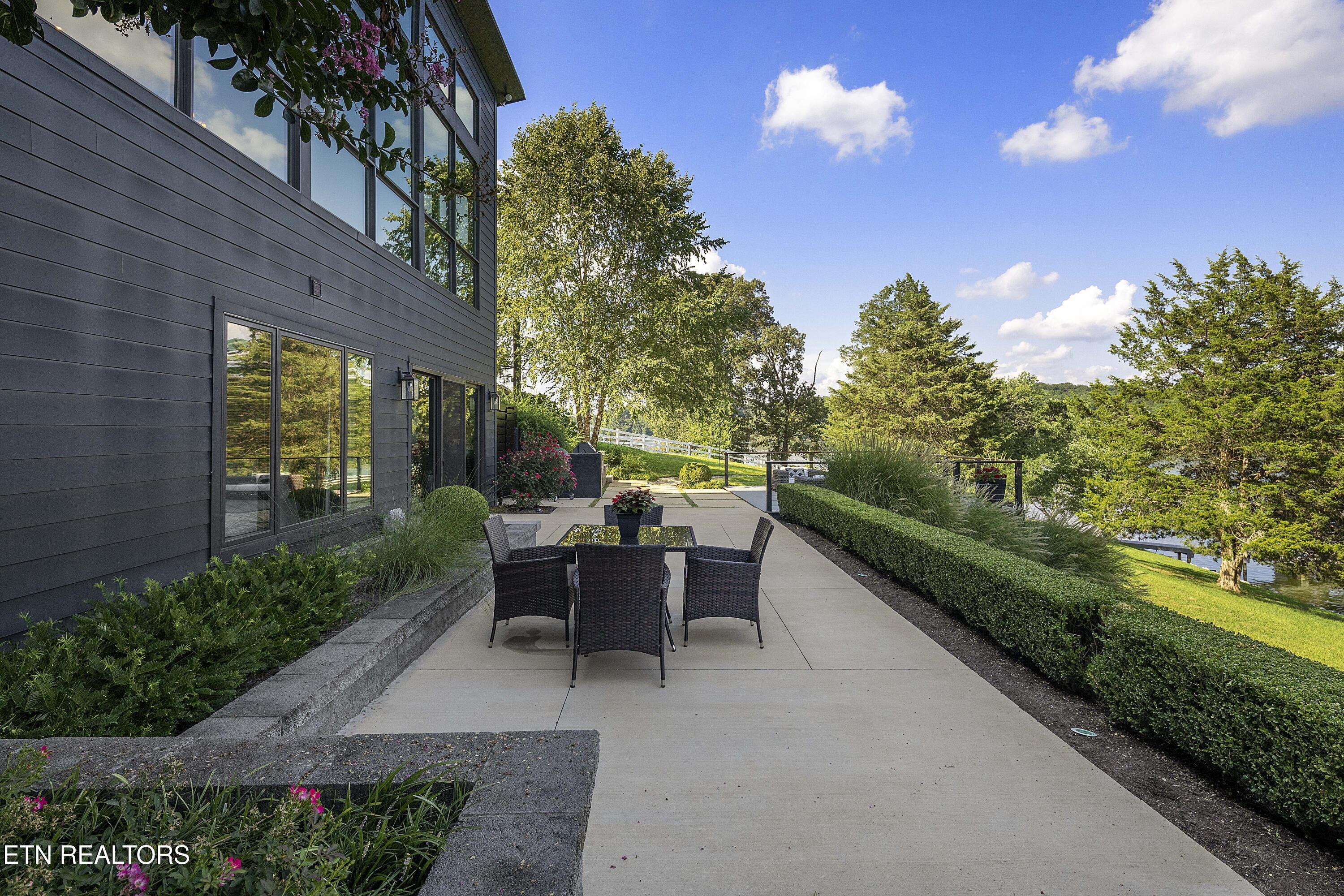 4352 Gravelly Hills Rd