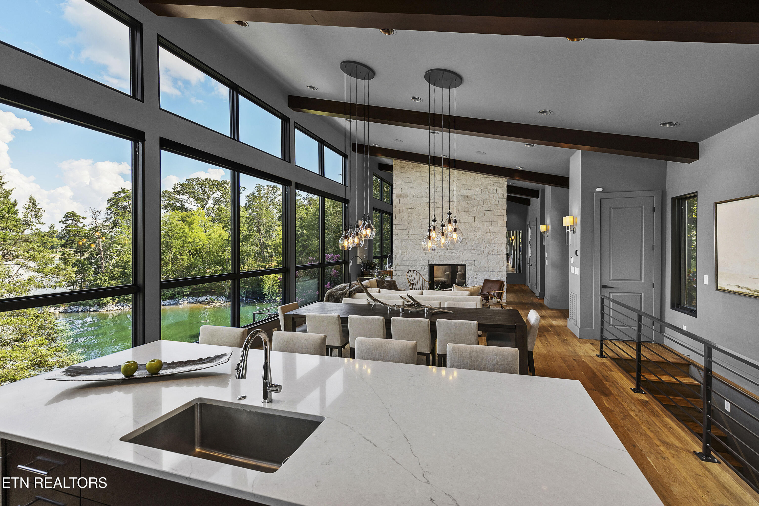 4352 Gravelly Hills Rd