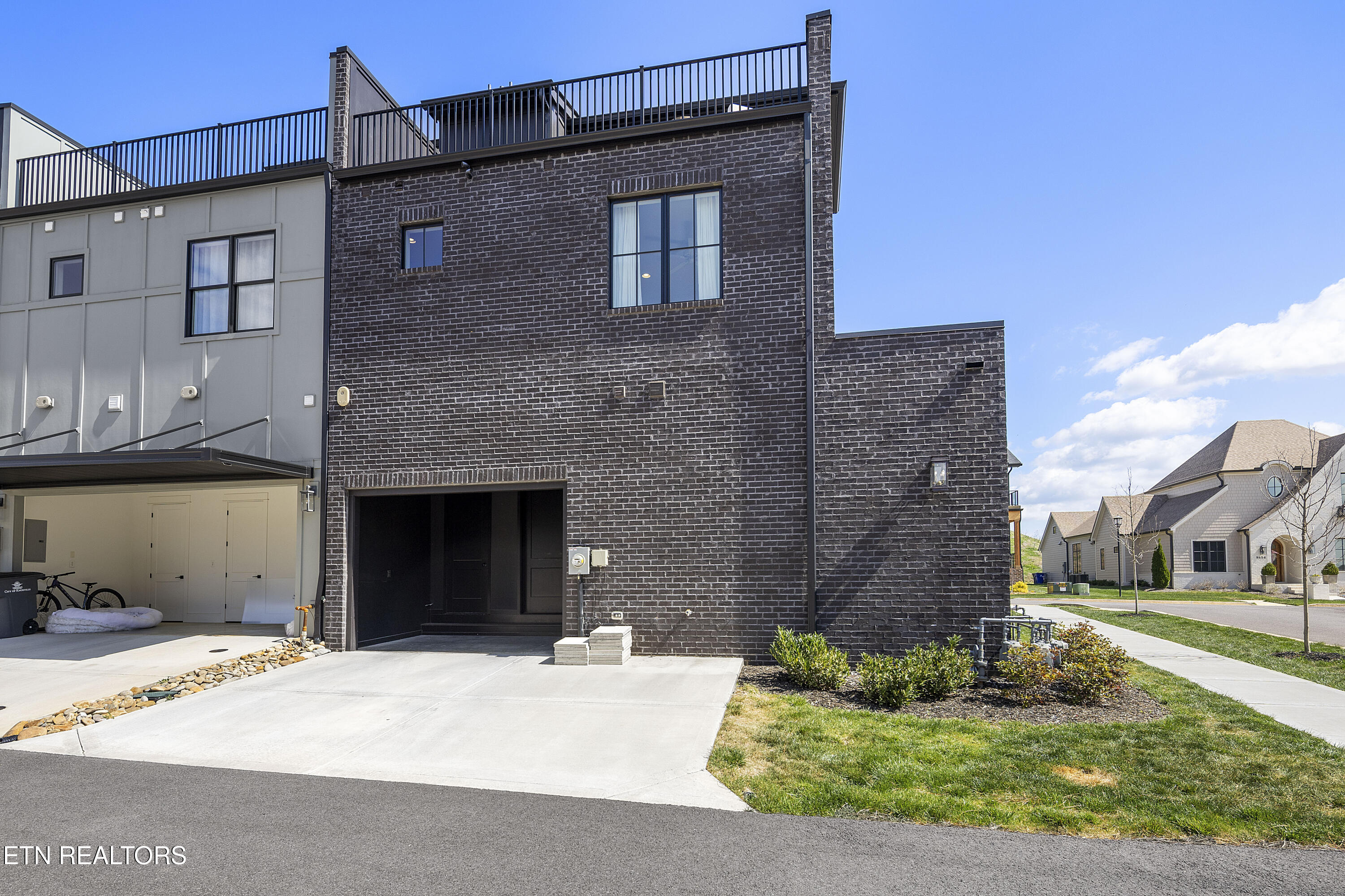 9839 Clingmans Dome Drive