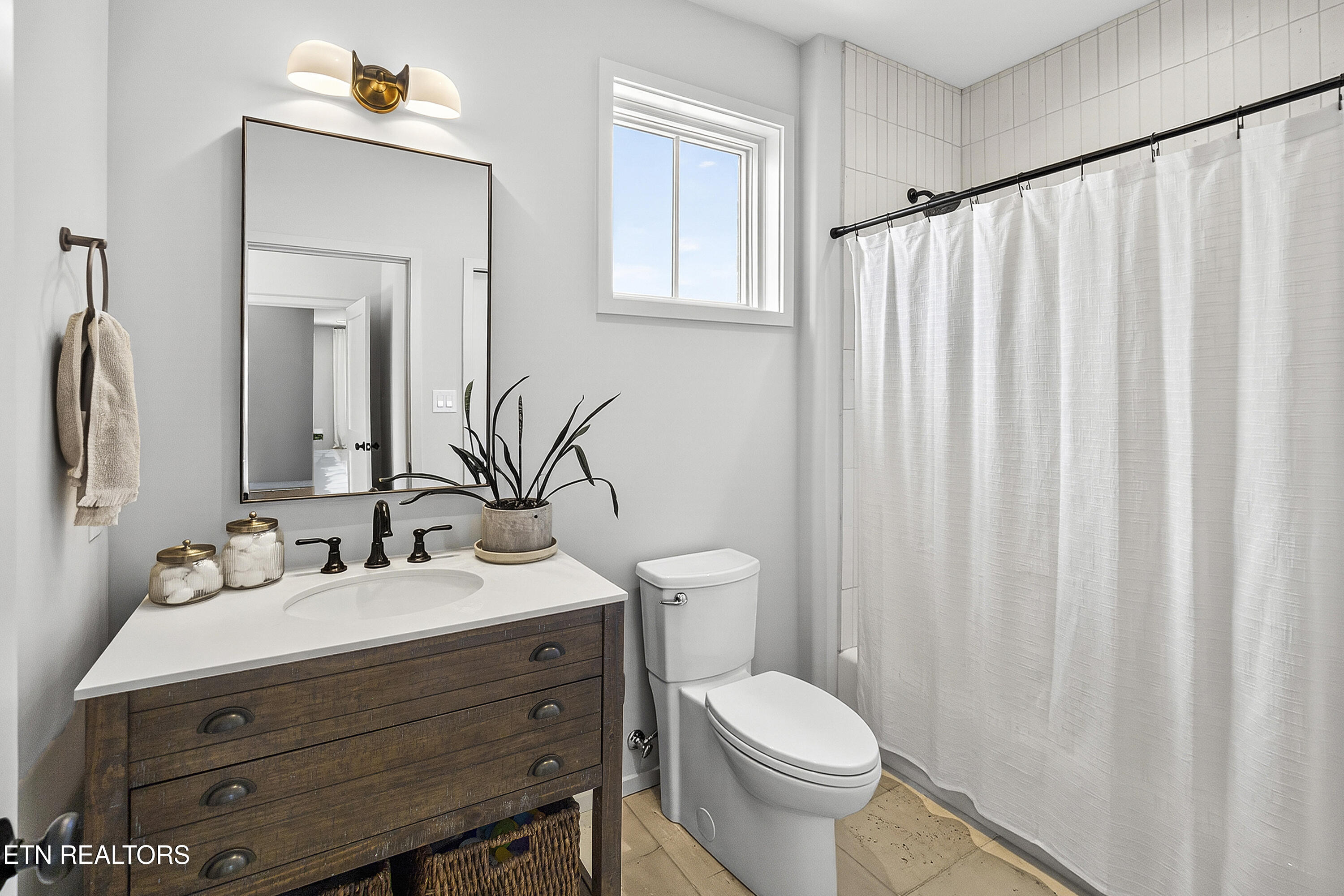 9839 Clingmans Dome Drive