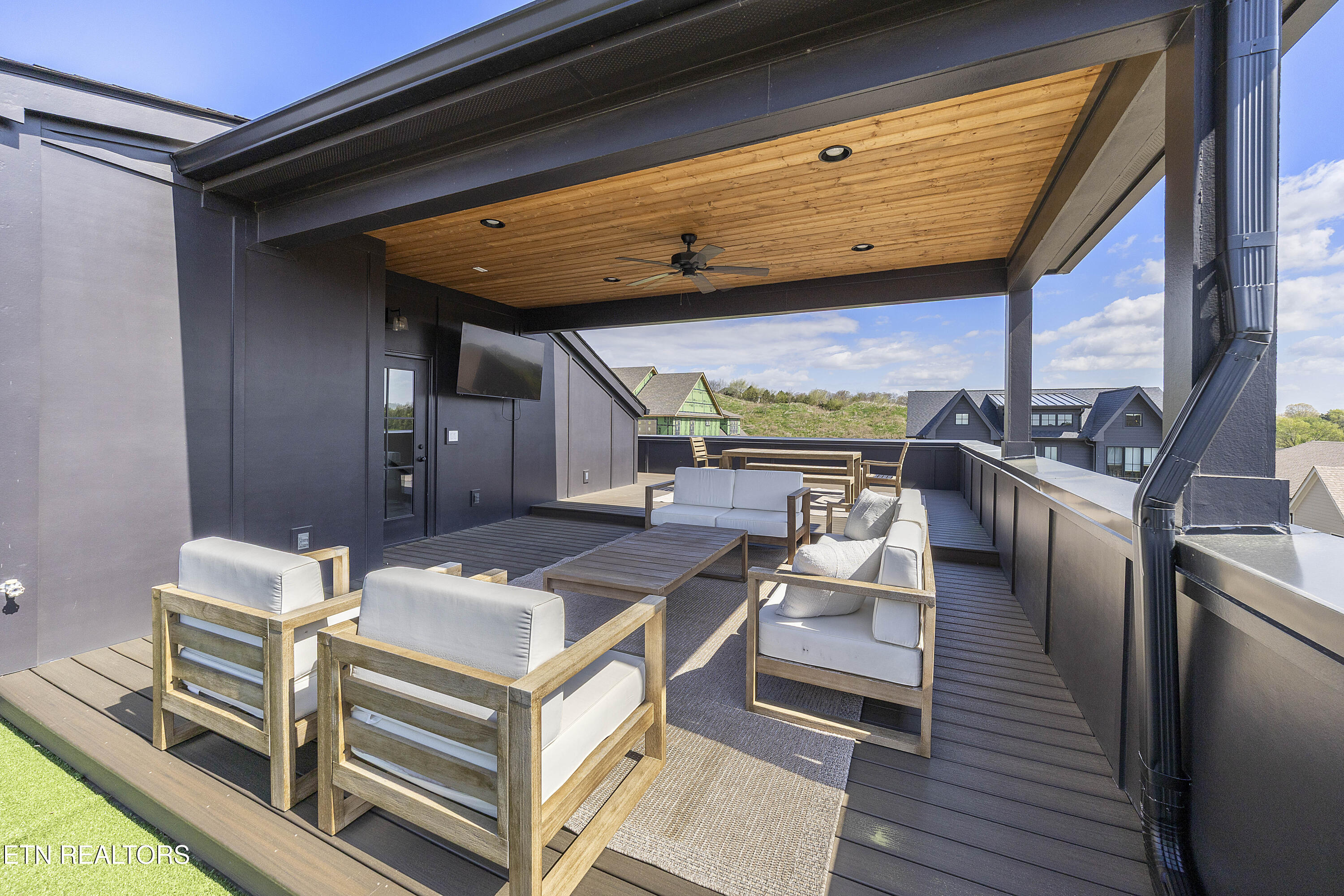 9839 Clingmans Dome Drive