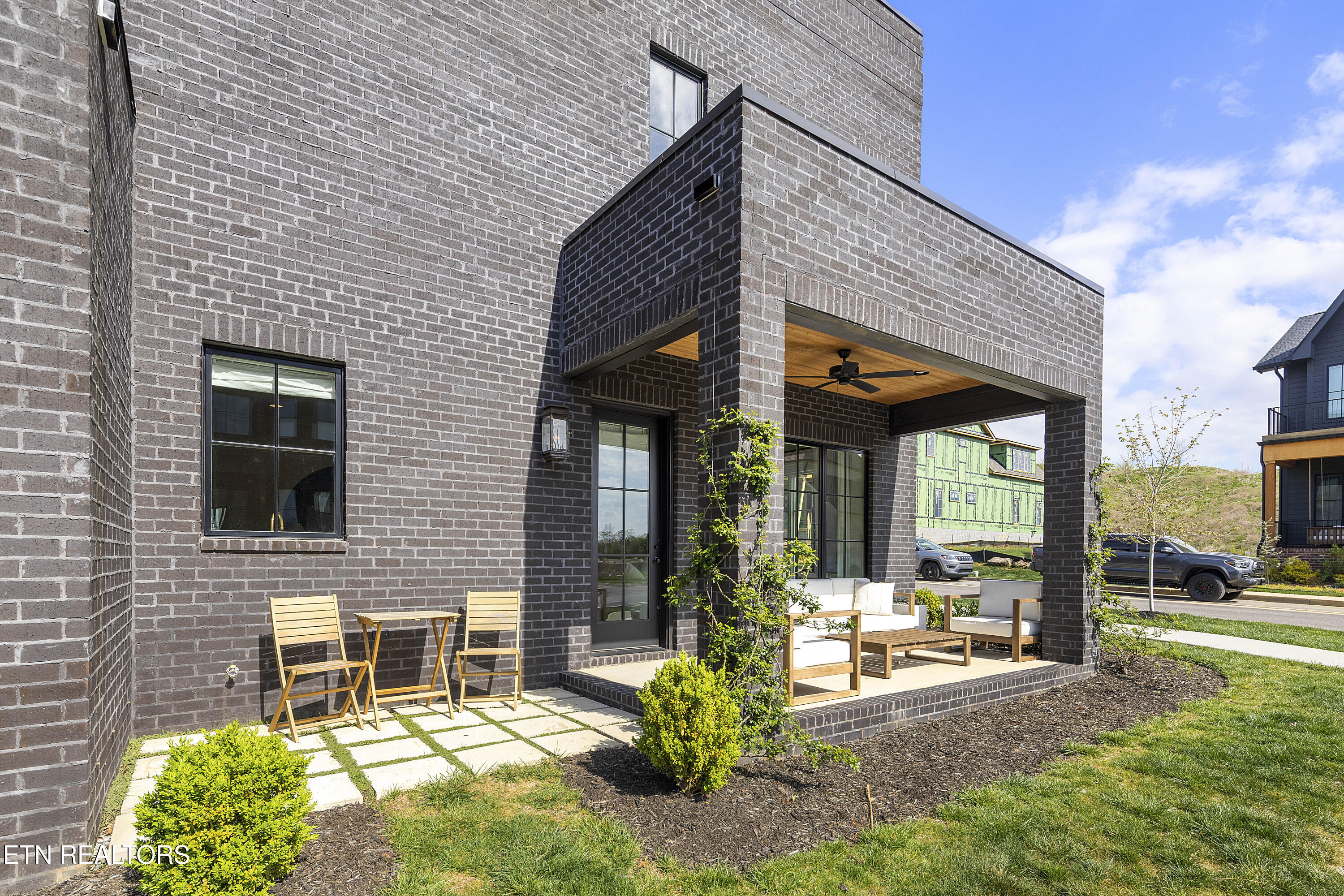 9839 Clingmans Dome Drive