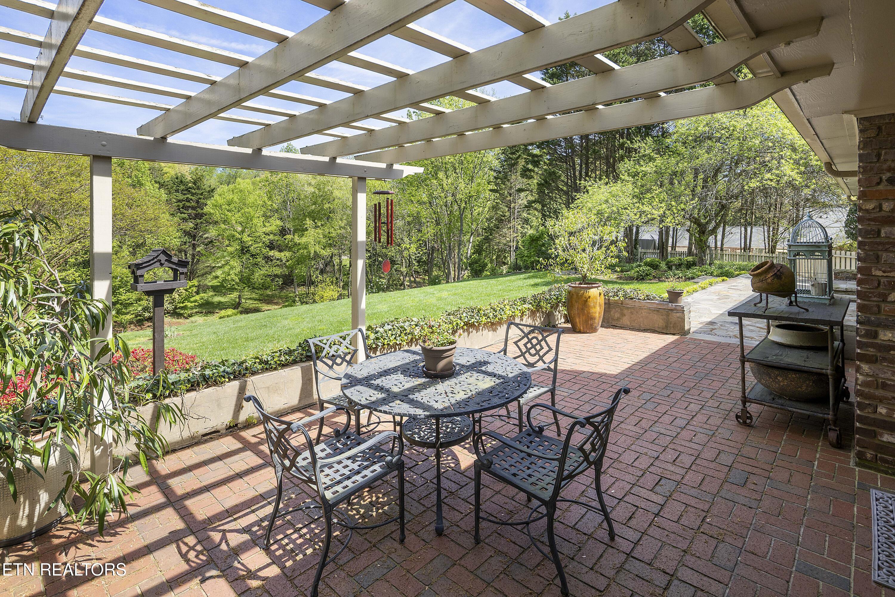 5413 Riverbend Drive