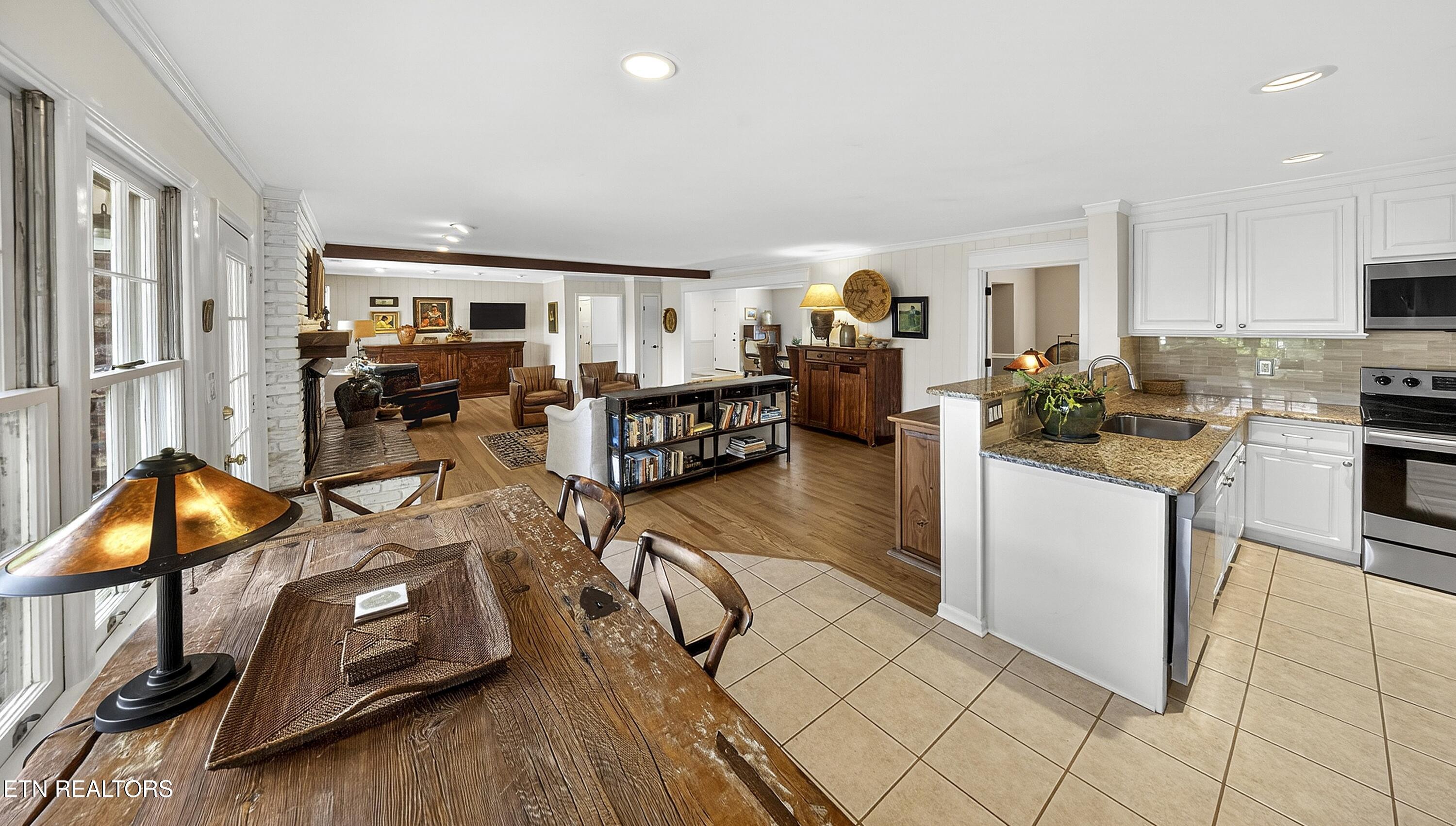 5413 Riverbend Drive