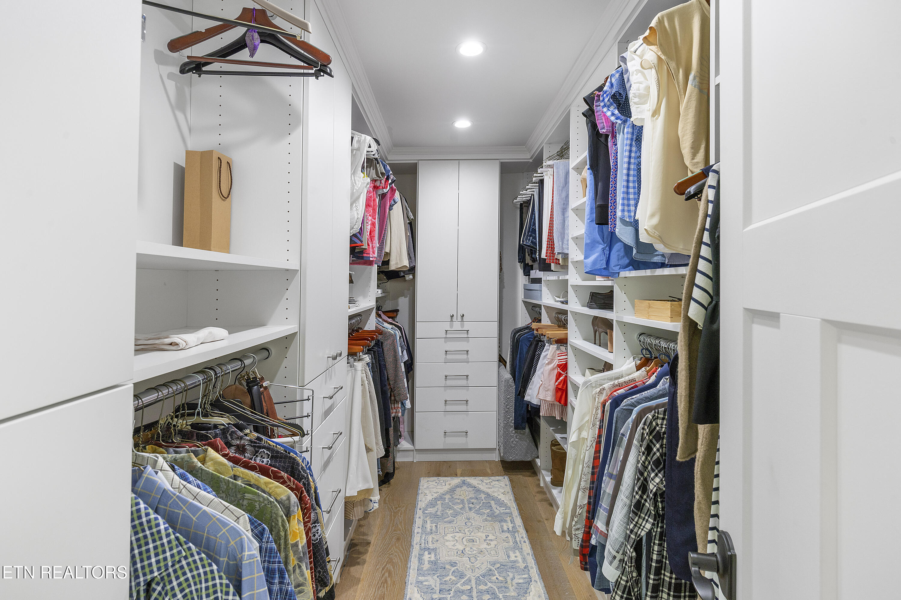 5413 Riverbend Drive