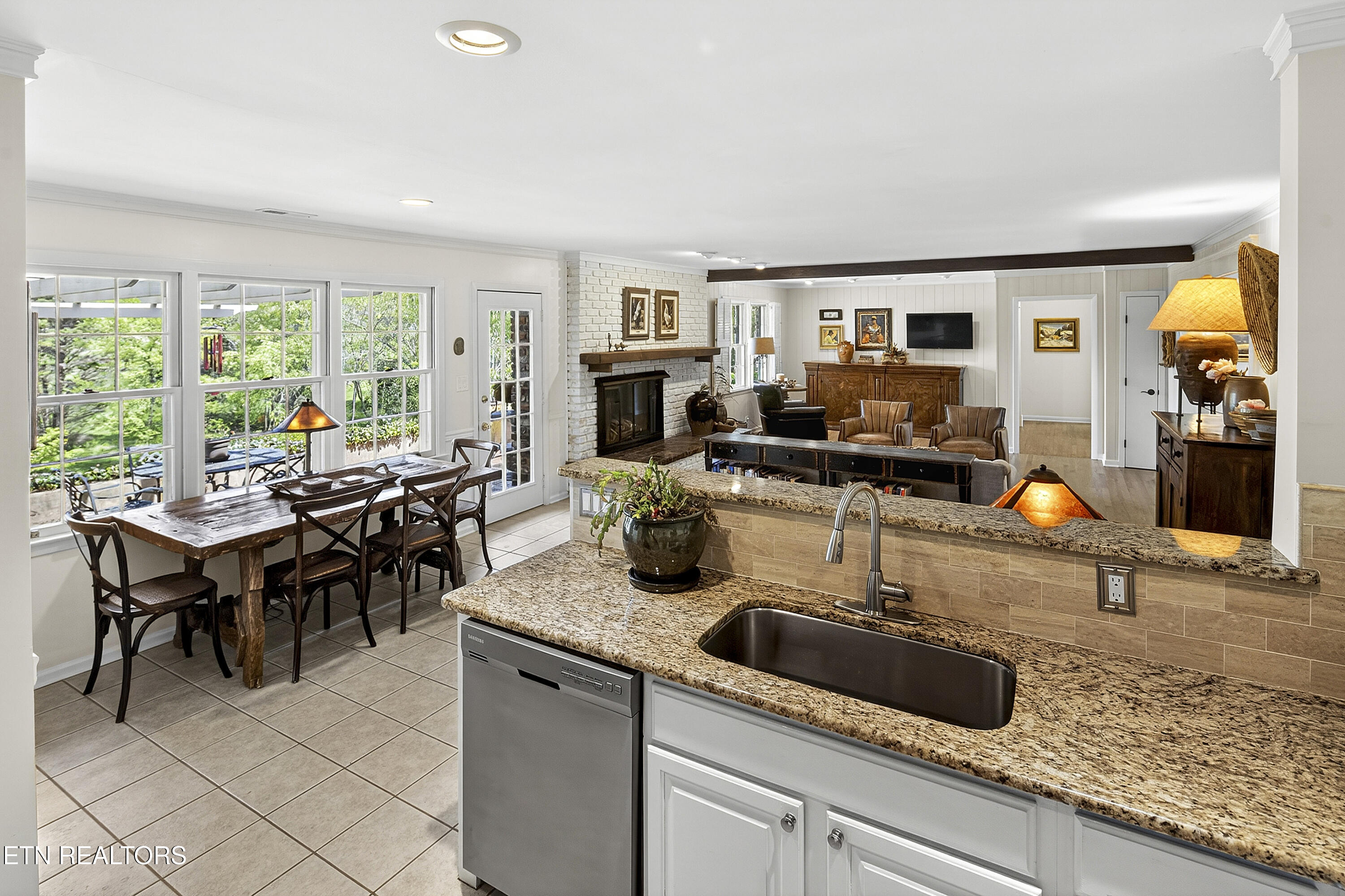 5413 Riverbend Drive