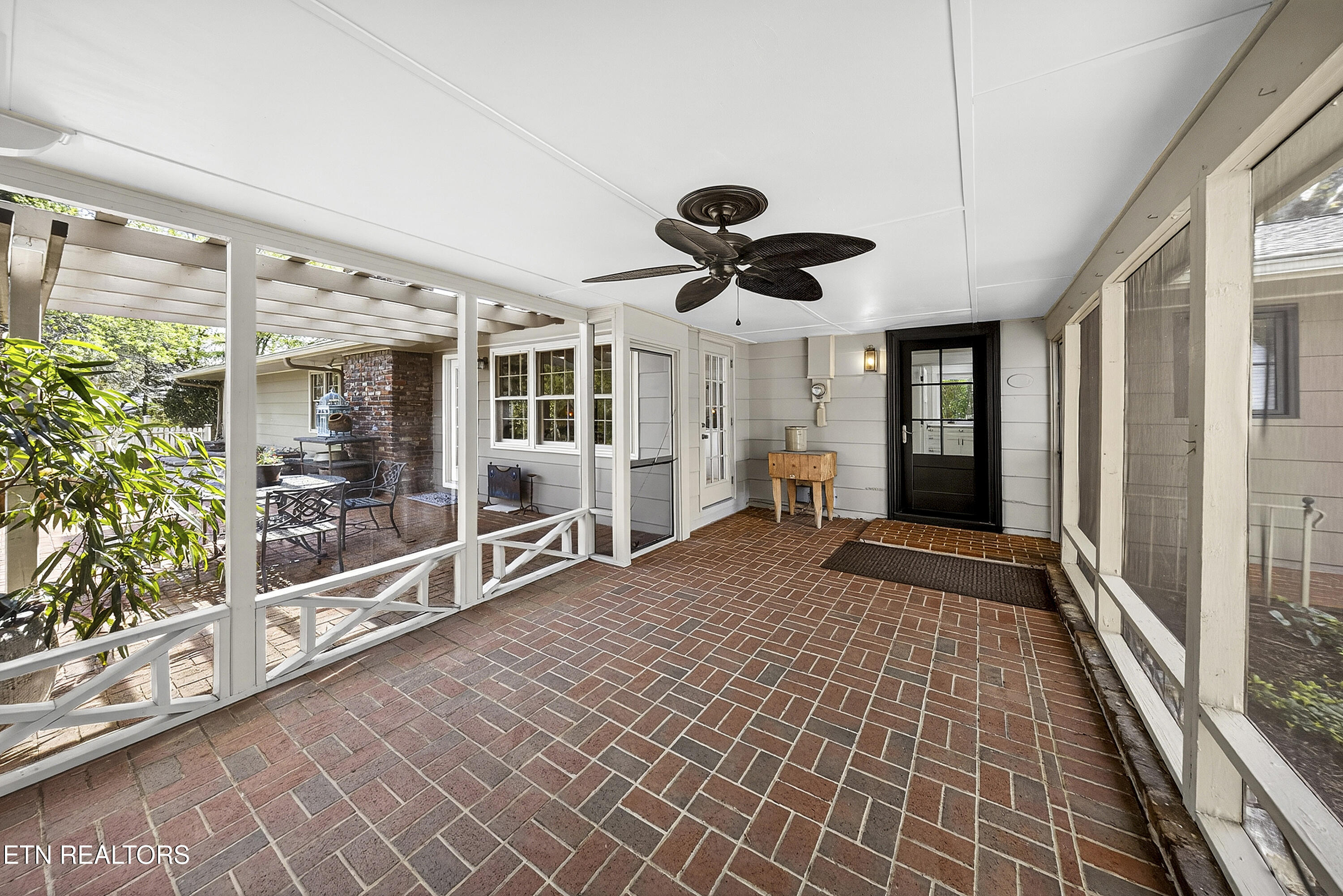 5413 Riverbend Drive