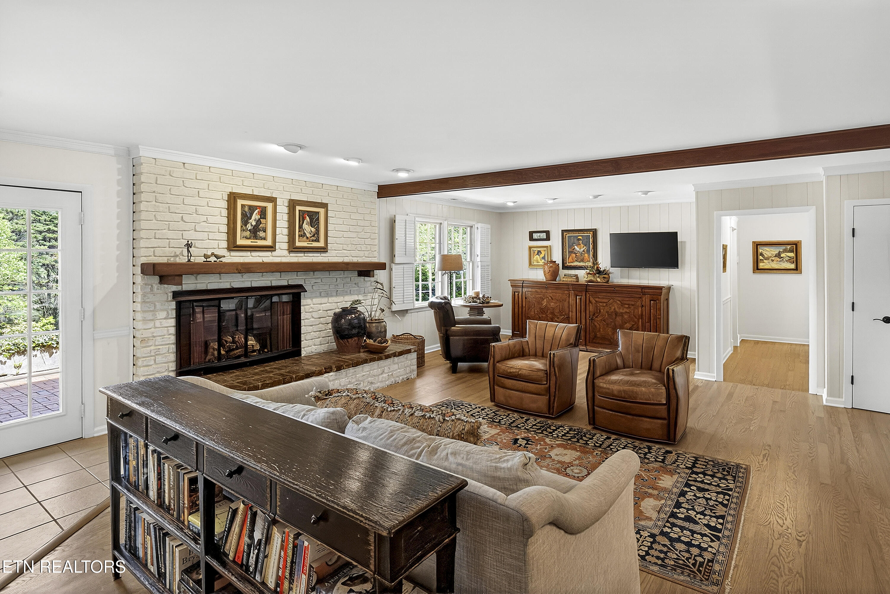 5413 Riverbend Drive